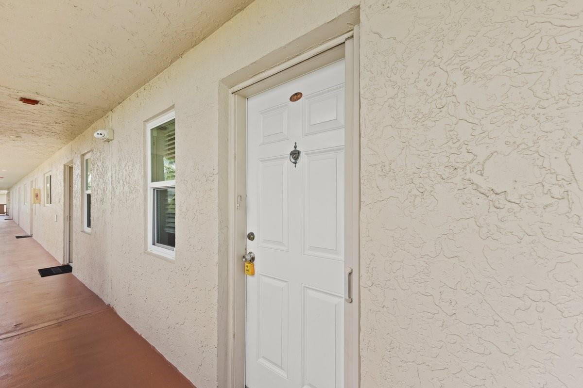 2106 S Cypress Bend Drive 506 — photo