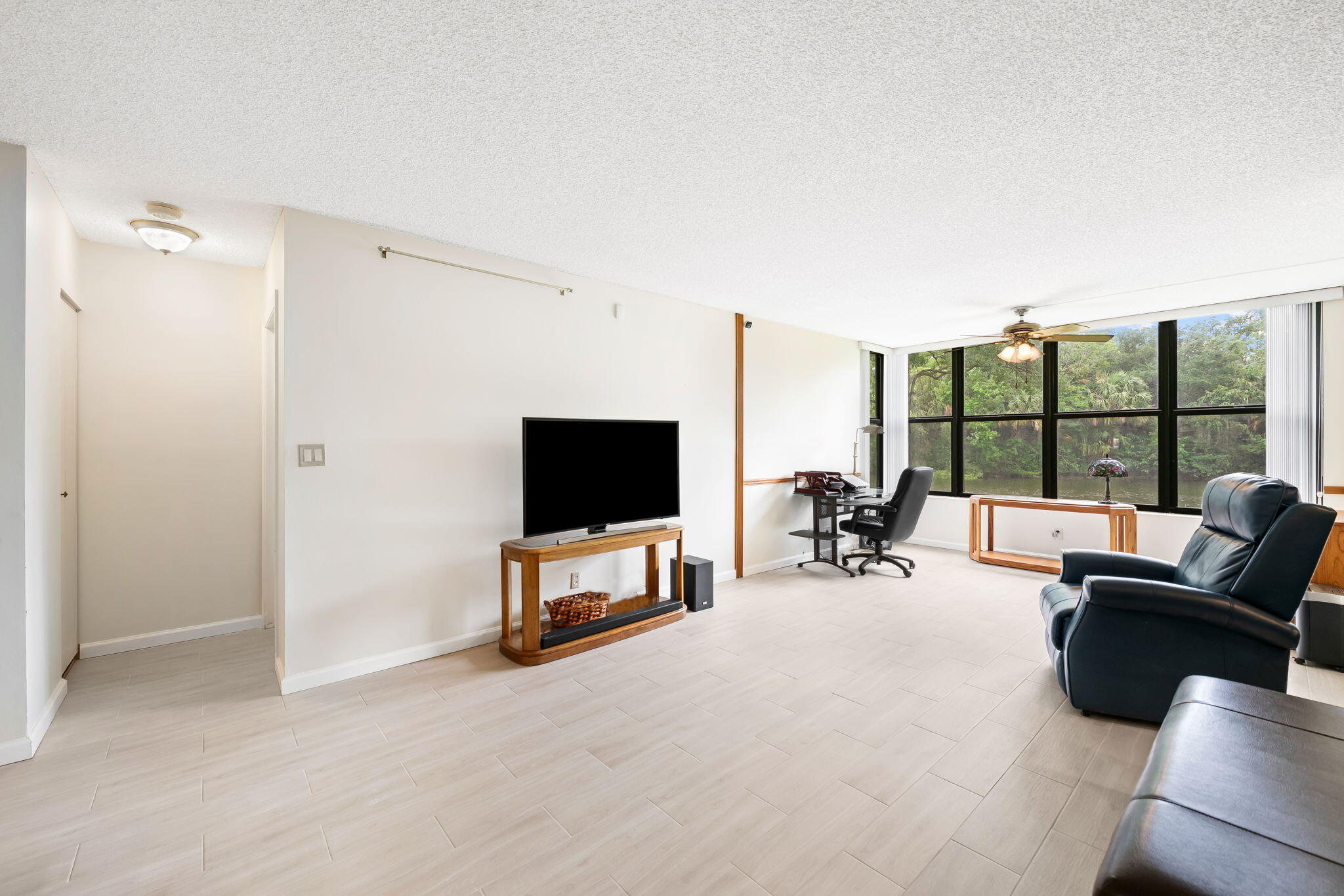 2908 Carambola Circle 101-B — photo