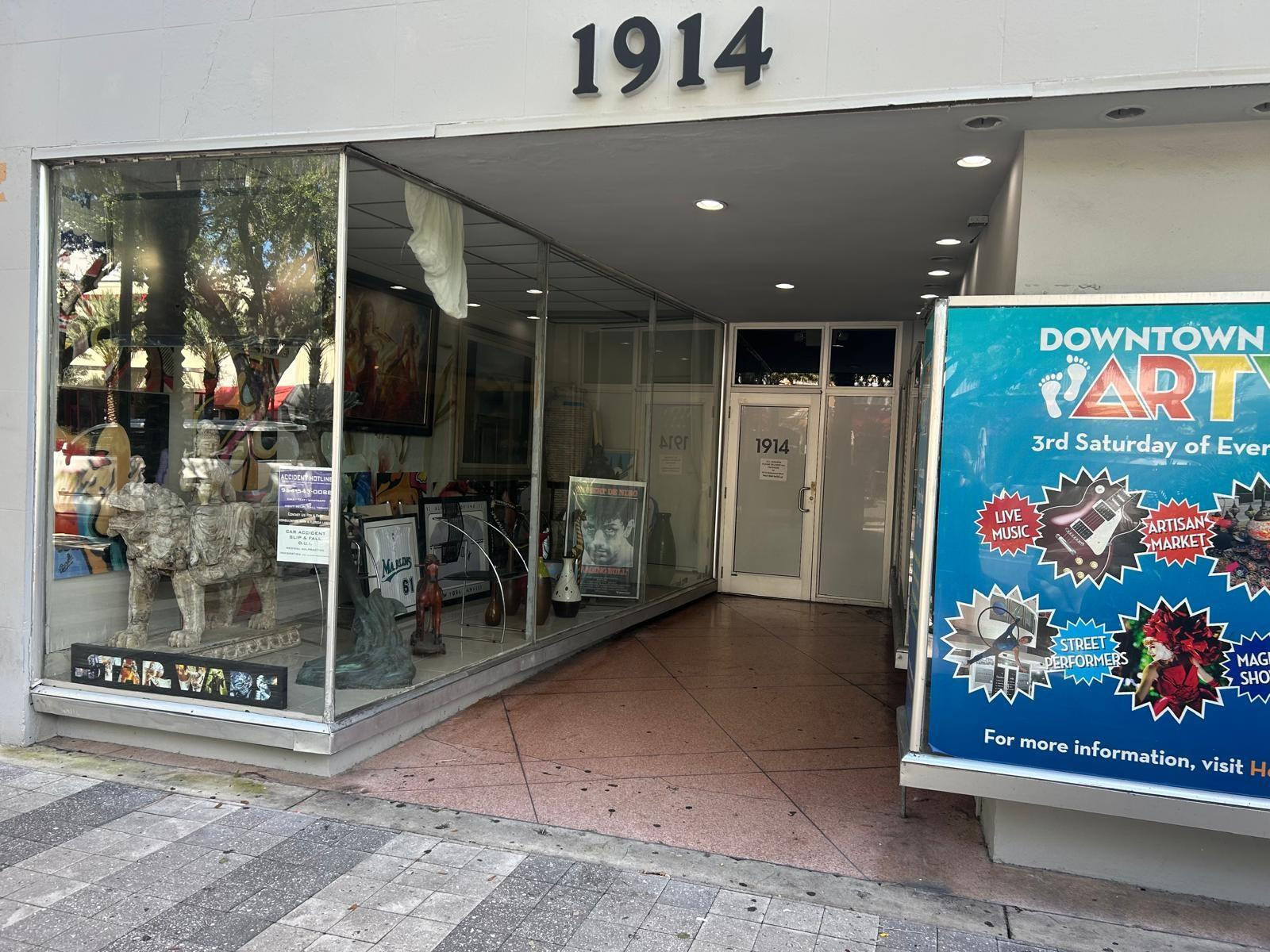 1914 Hollywood Boulevard — photo