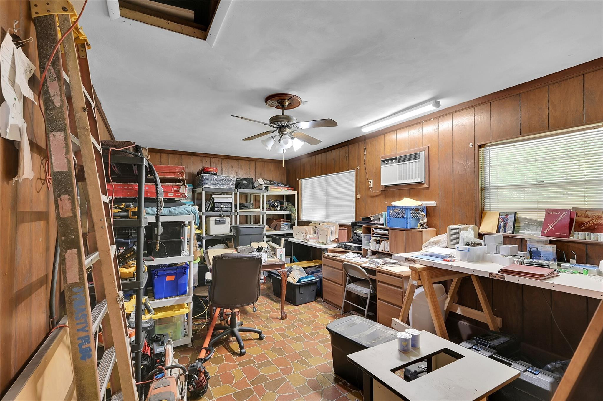 Home in Belle Glade, FL 33430 — photo 2