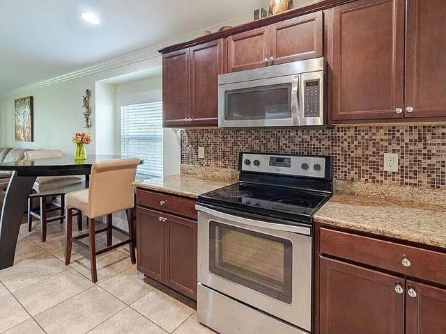 9446 Windrift Circle — photo