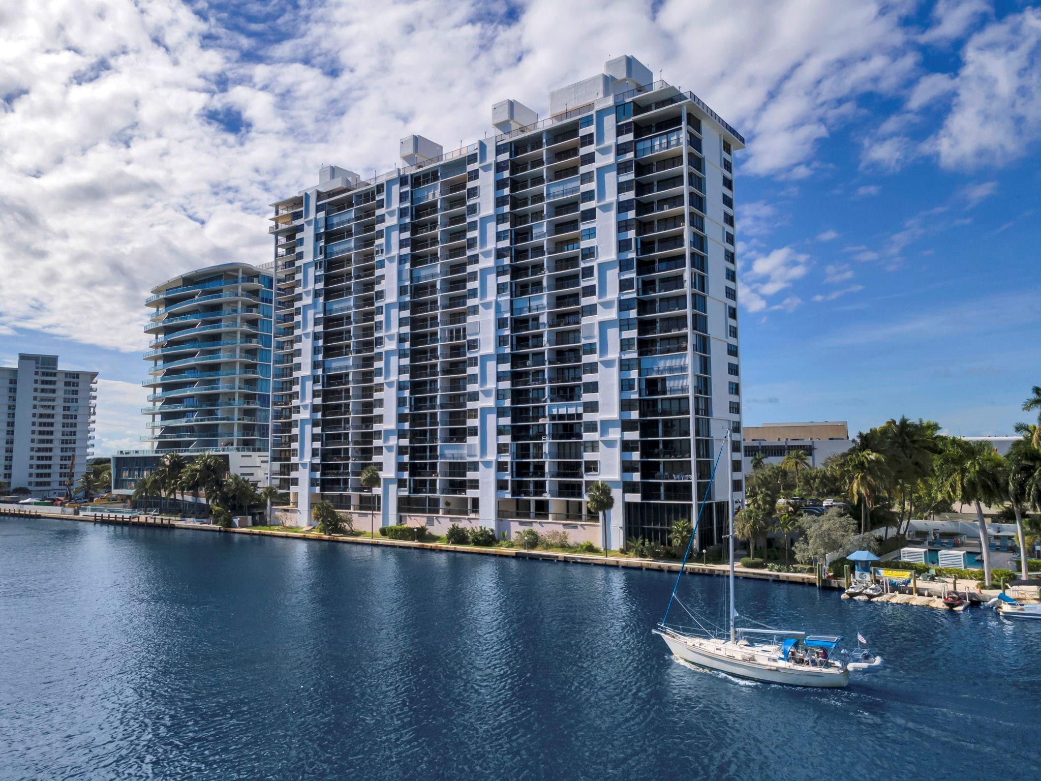 936 Intracoastal Drive 21D — photo