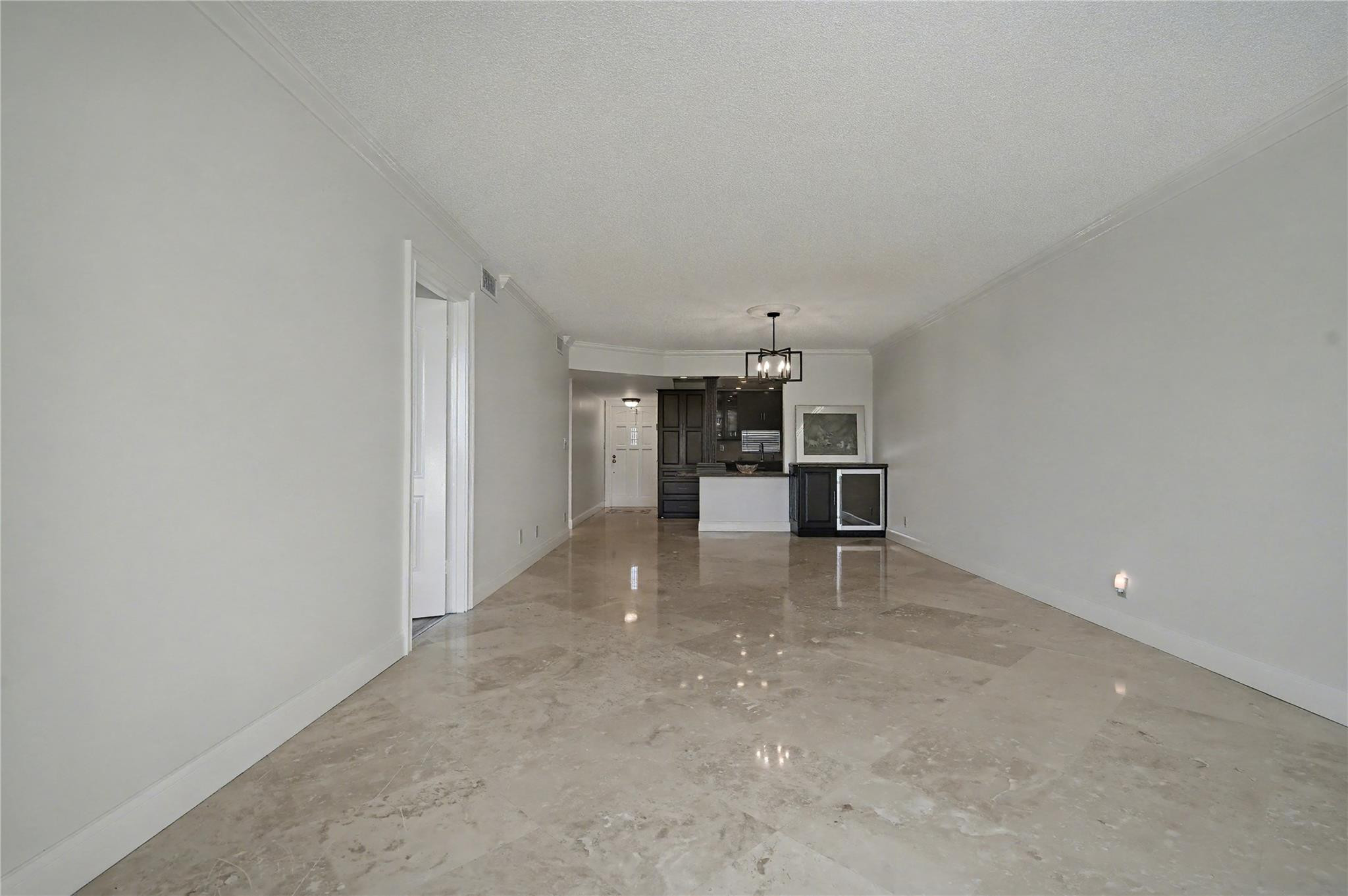 9320 S Hollybrook Lake Drive 103 — photo