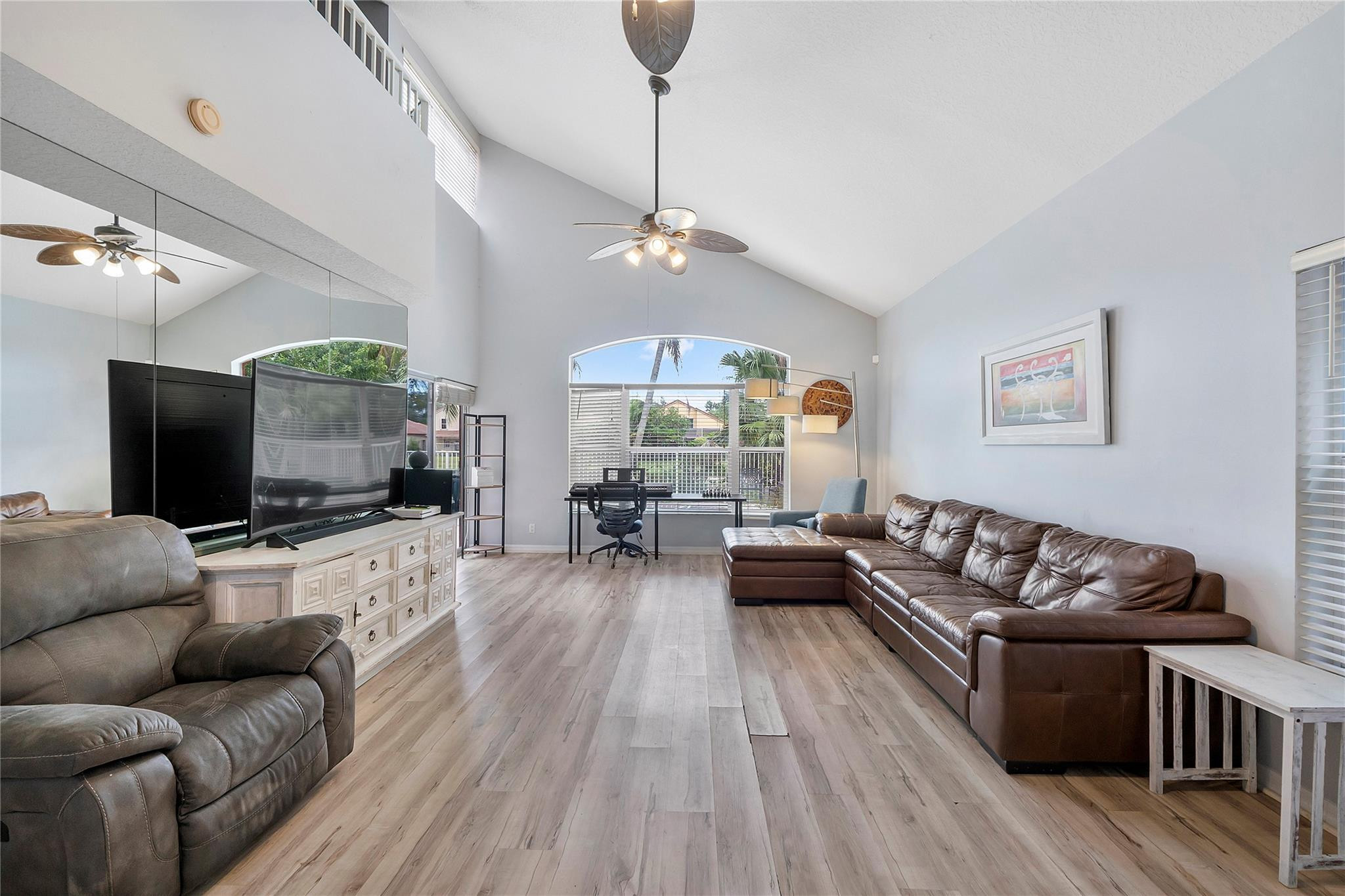 4020 Dorado Drive — photo
