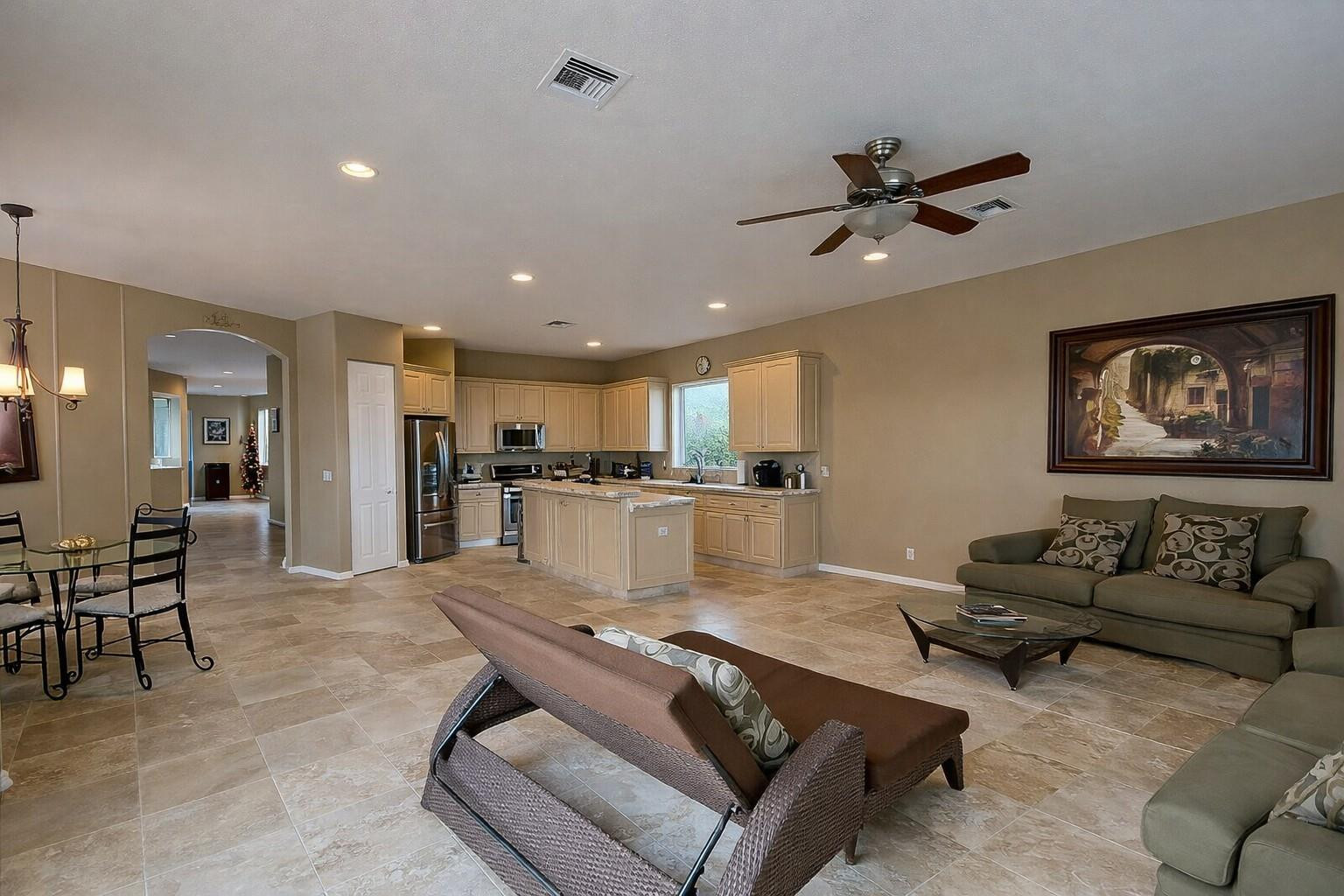 1381 Beacon Circle — photo