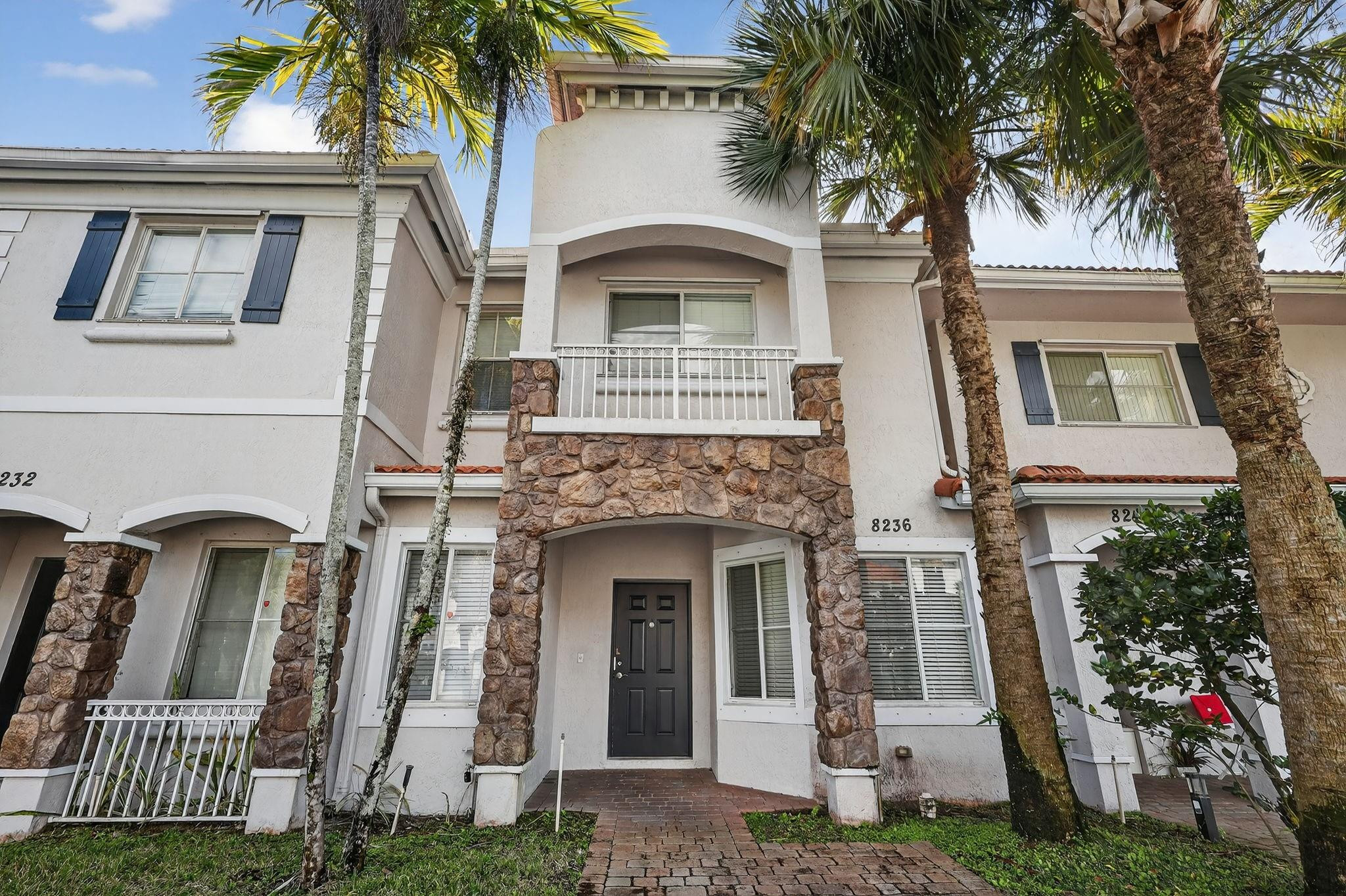 8236 SW 25th Court 103 — photo