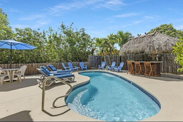 309 E Calzada De Bougainville — photo