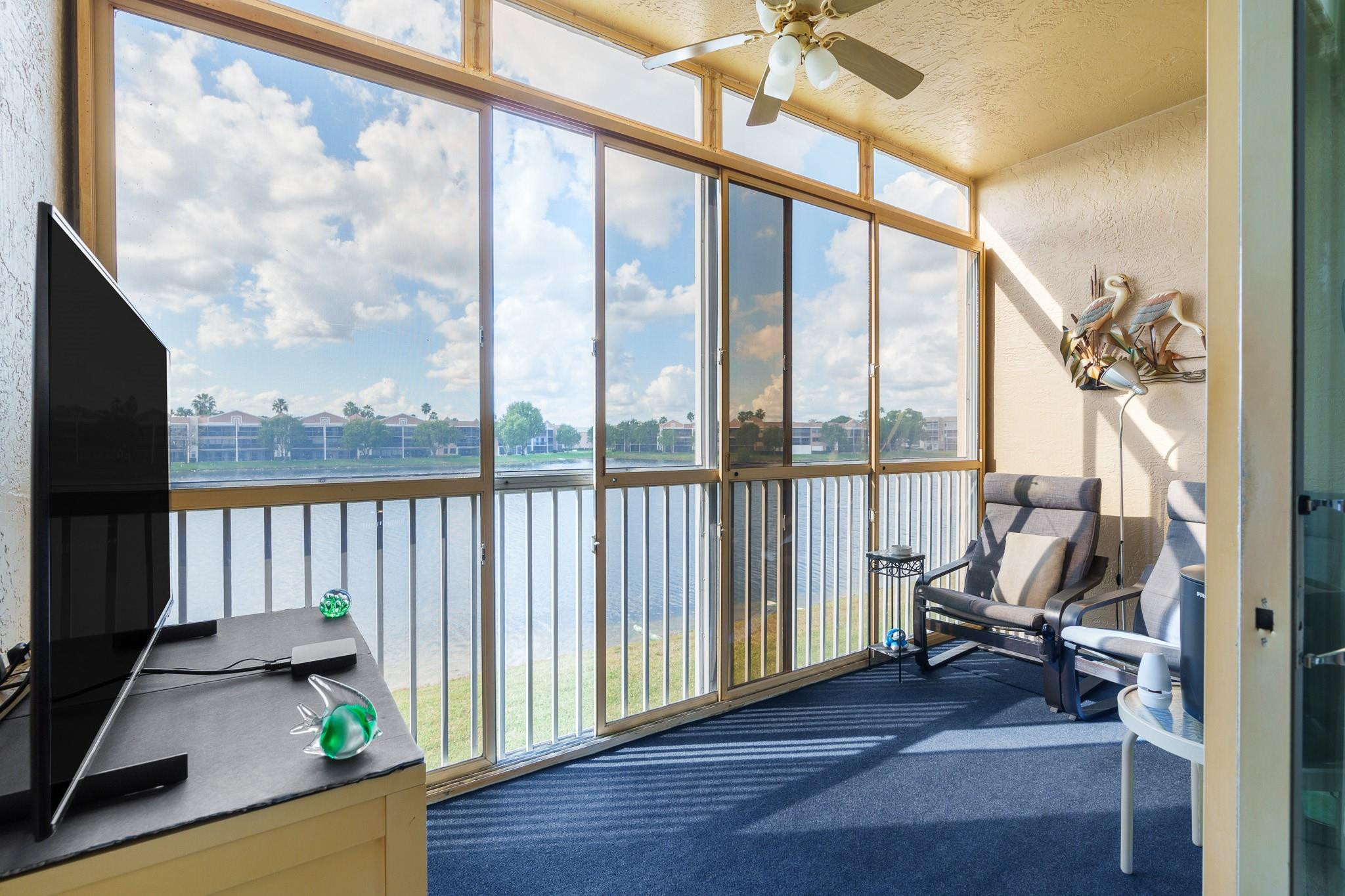 7647 Southampton Terrace 202 — photo