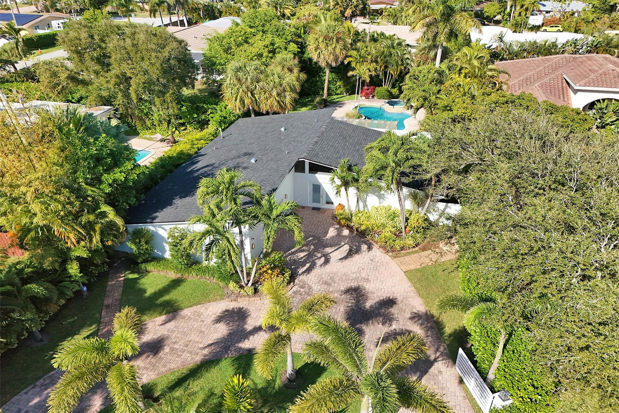 2525 SE 7th Drive — photo