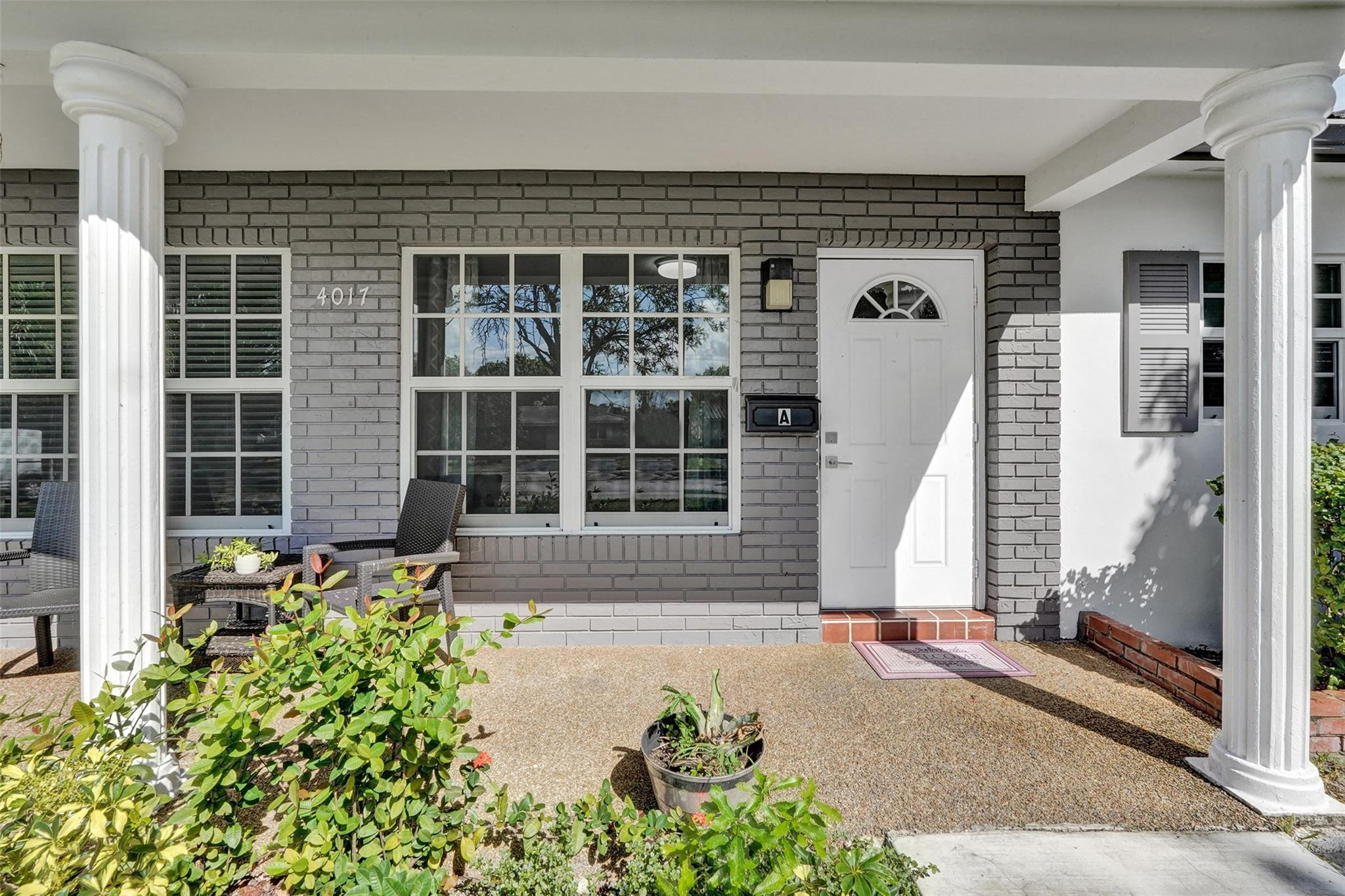 4017 Woodside Drive — photo