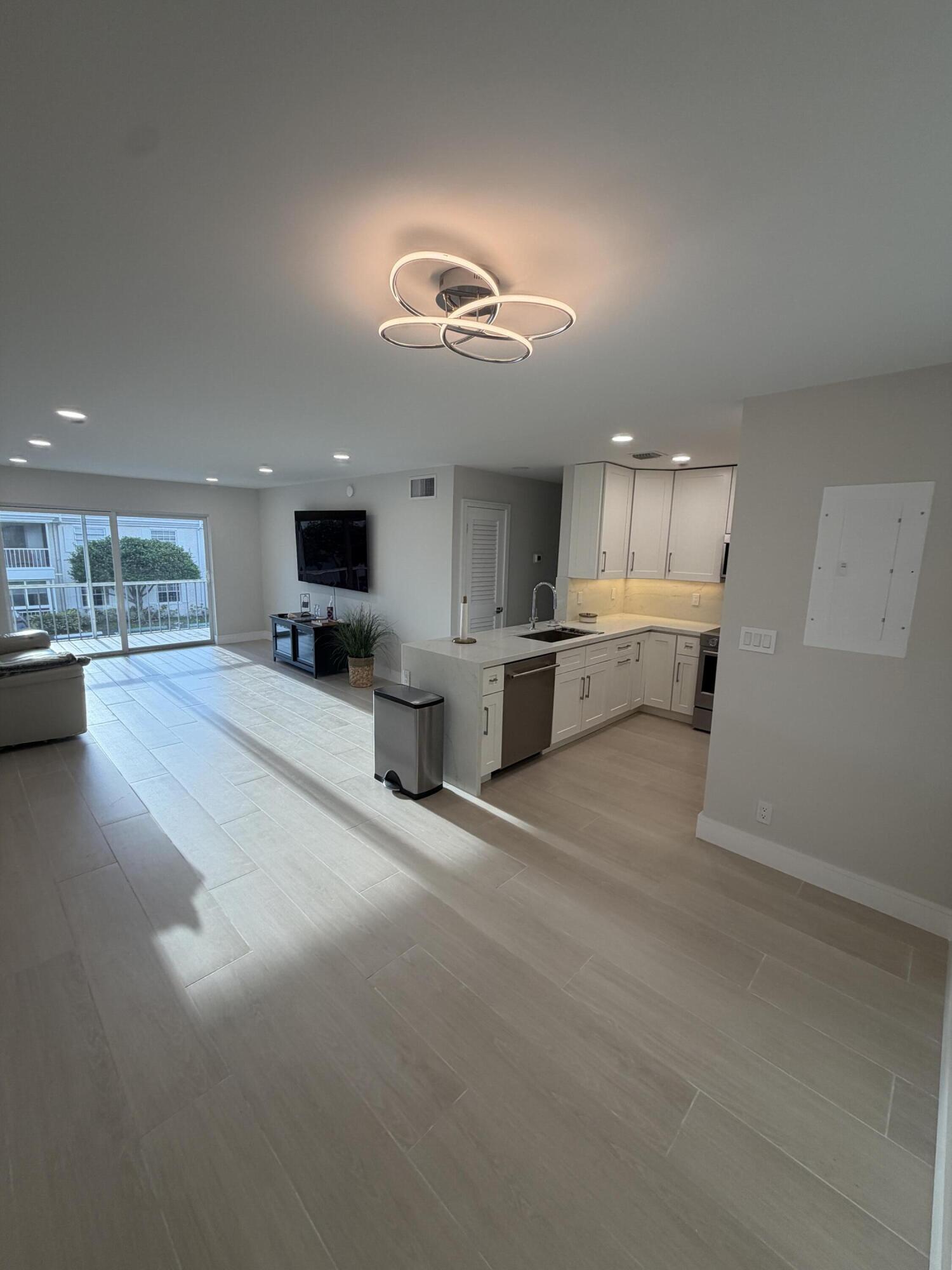 6347 Bay Club Drive 3 — photo