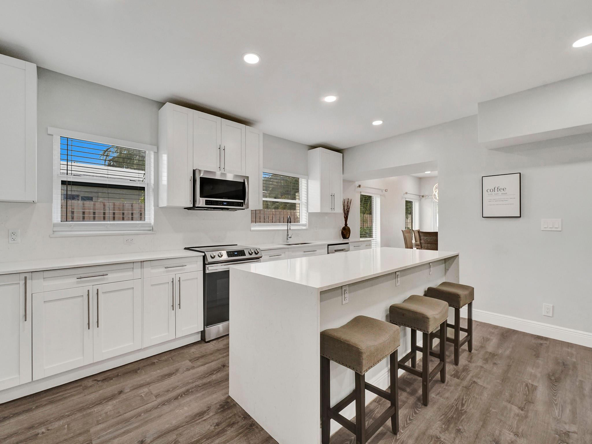 3261 Aqua Vista Drive — photo