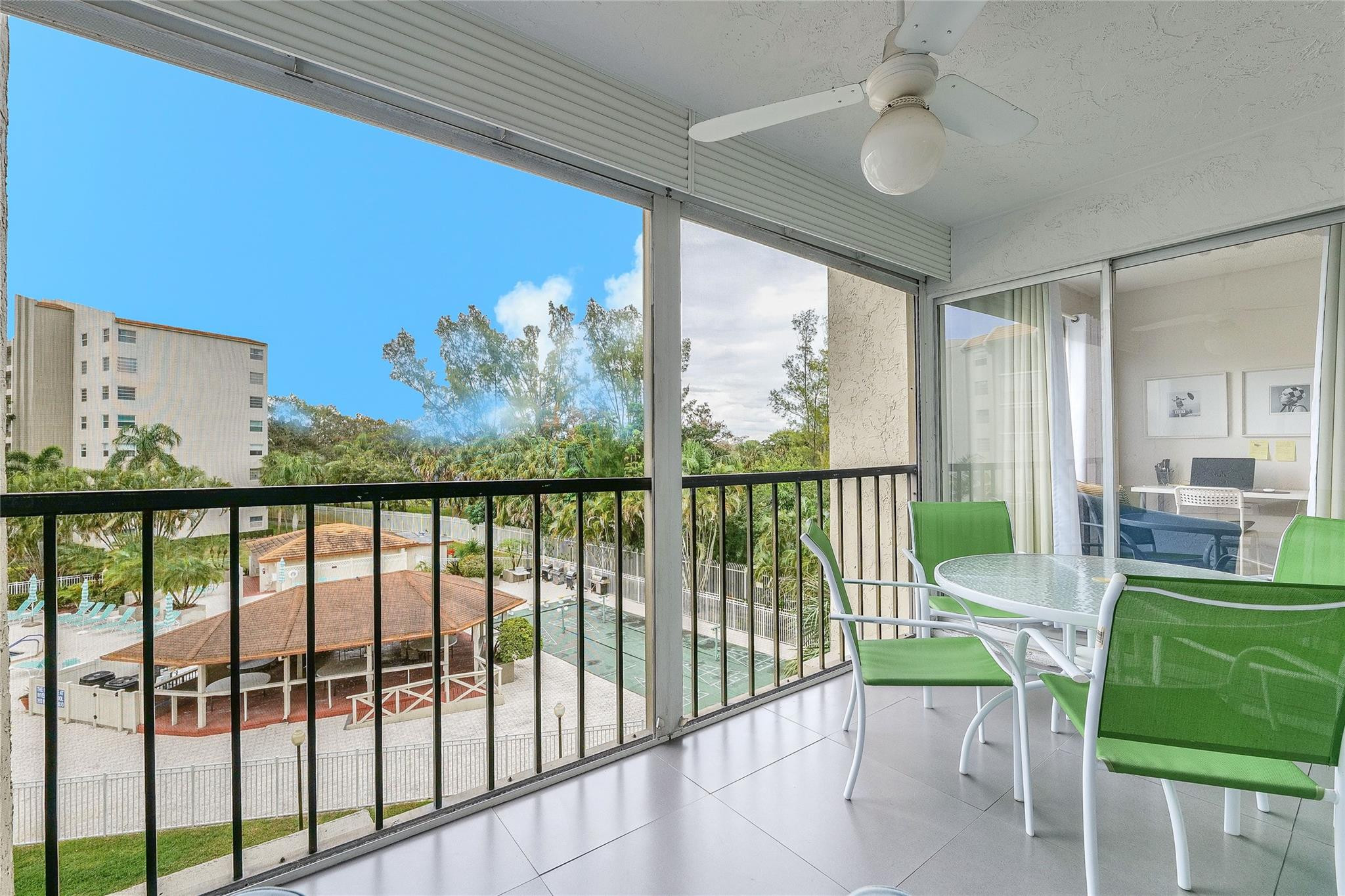 3920 Inverrary Boulevard 404-C — photo