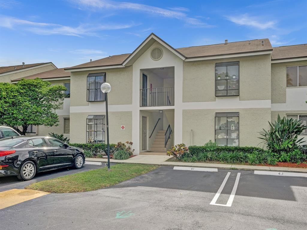 715 Gardens Drive 203 — photo