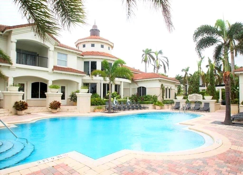 4102 Tuscany Way 4102 — photo