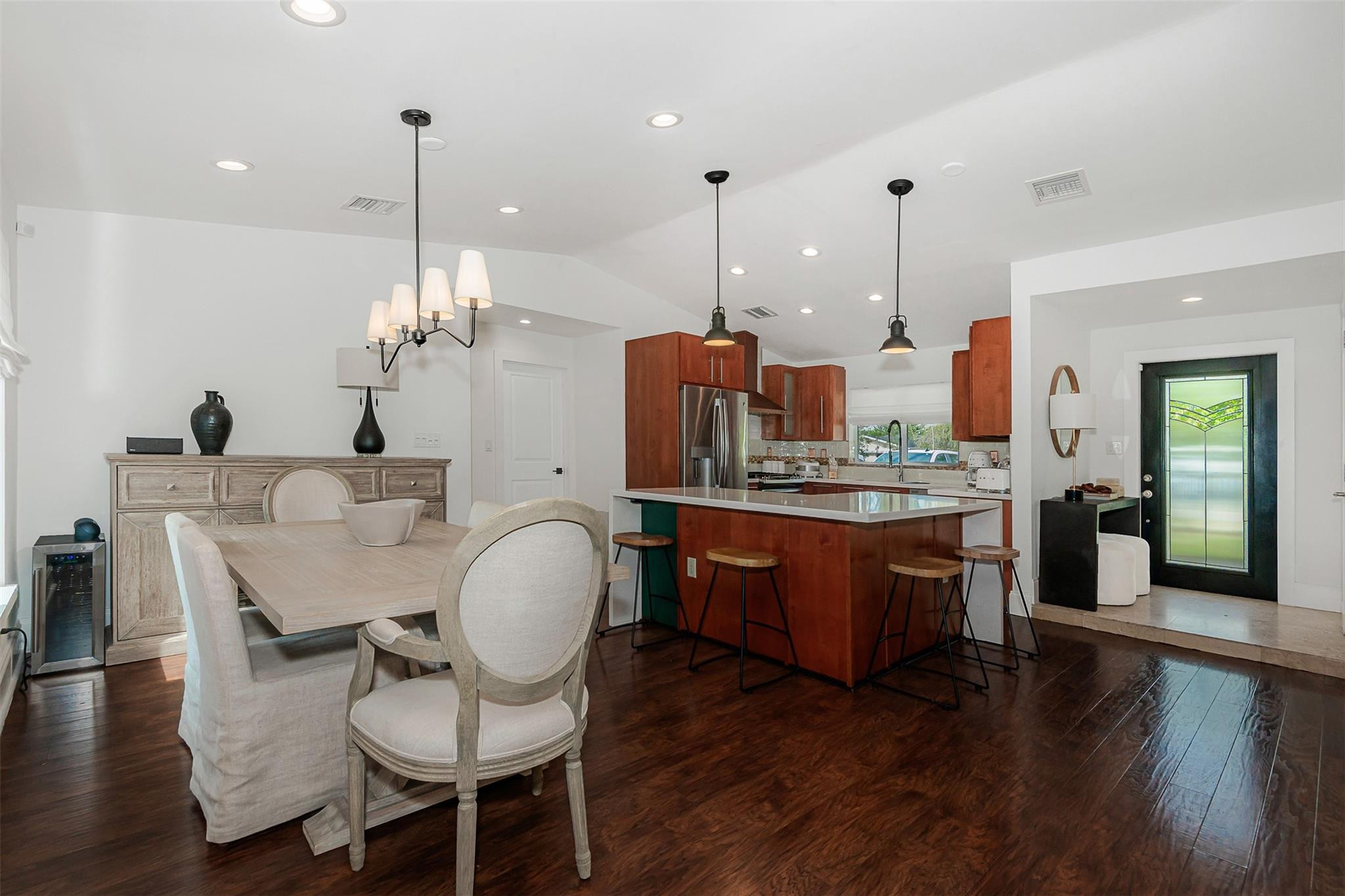 Home in Miami, FL 33183 — photo 3