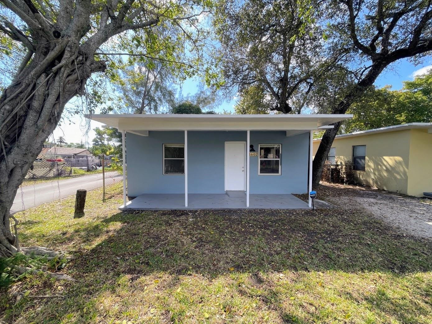 1602 NW 7th Place — photo
