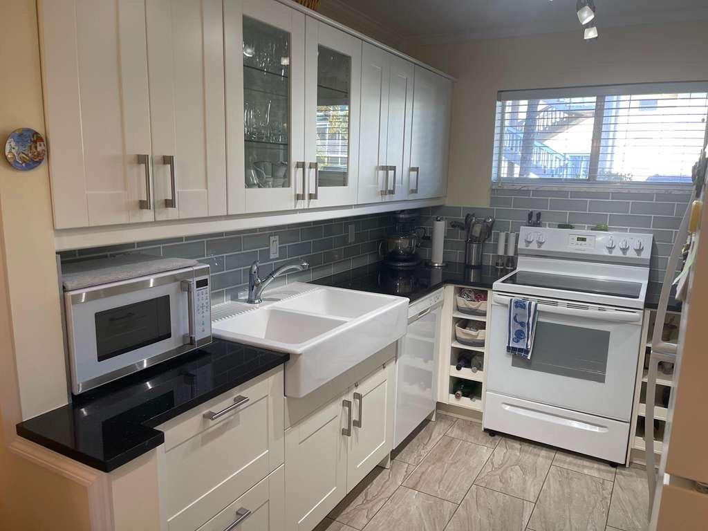 2566 S Garden Drive 108 — photo