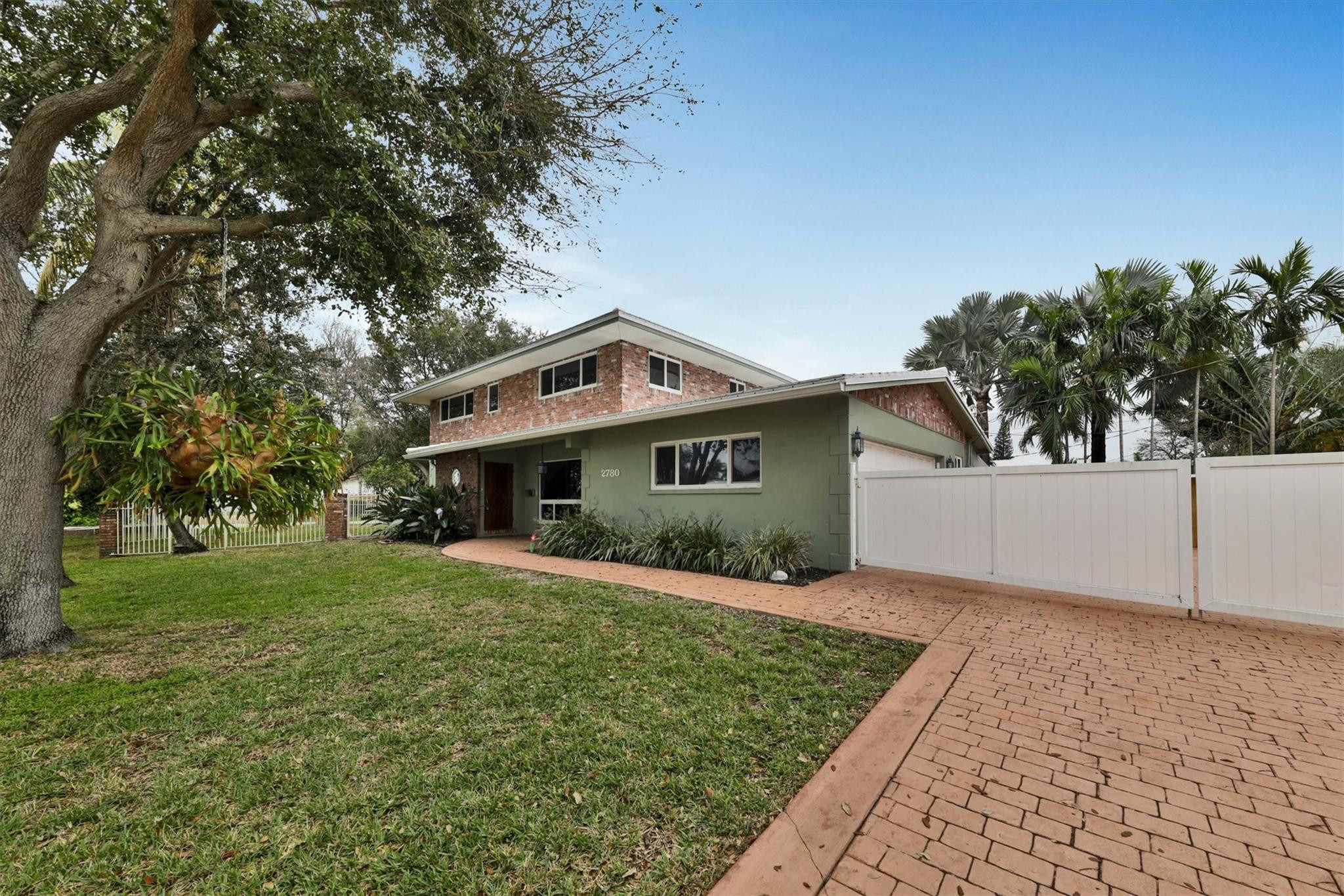 2780 SE 5th Court — photo