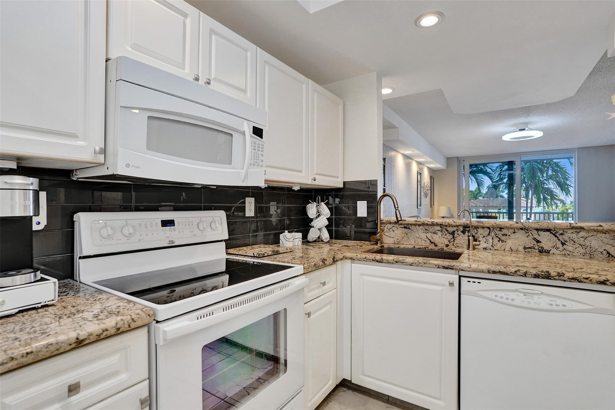 1391 S Ocean Boulevard 309 — photo