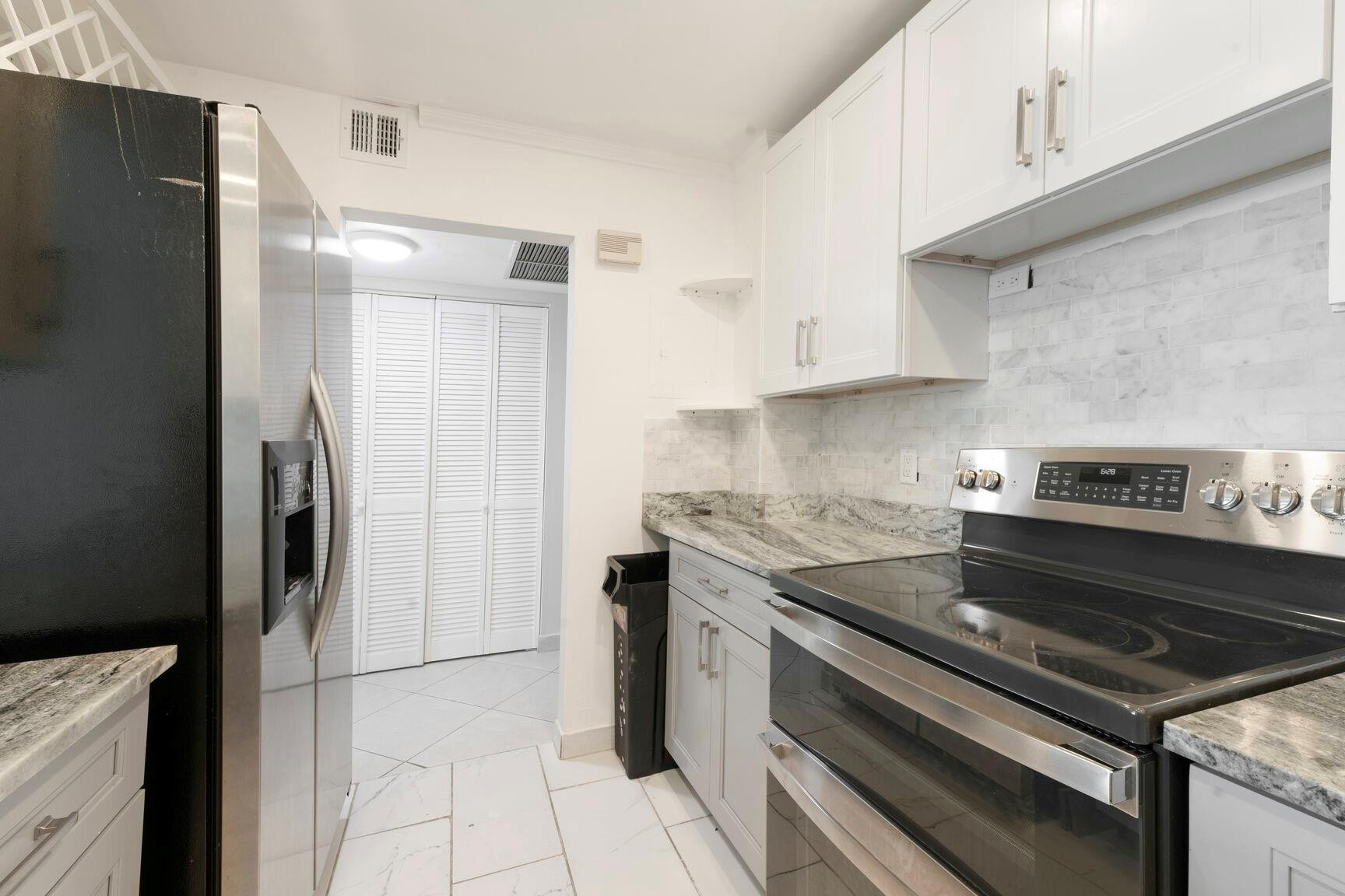 3800 N Hills Drive 402 — photo