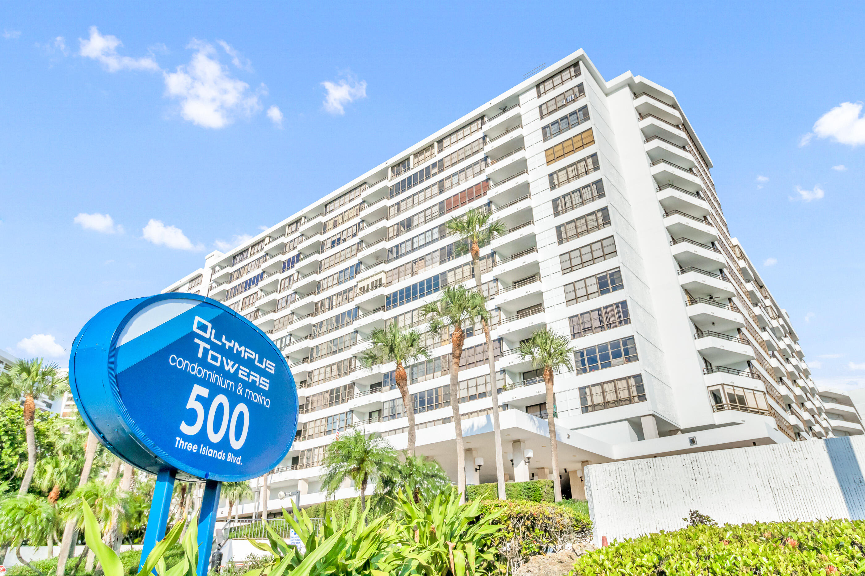 500 Three Islands Boulevard 109 — photo