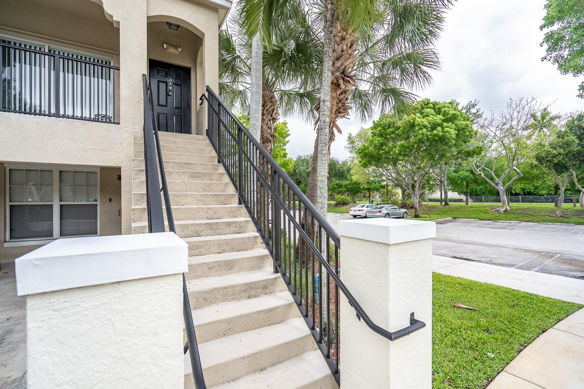 5800 W Sample Road 308 — photo