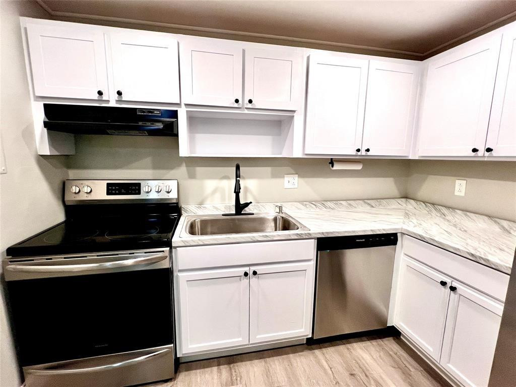 Home in Plantation, FL 33313 — photo 2