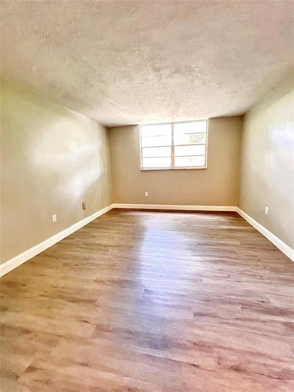 Home in Plantation, FL 33313 — photo 3