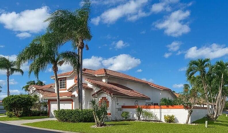 6953 Columbia Court — photo