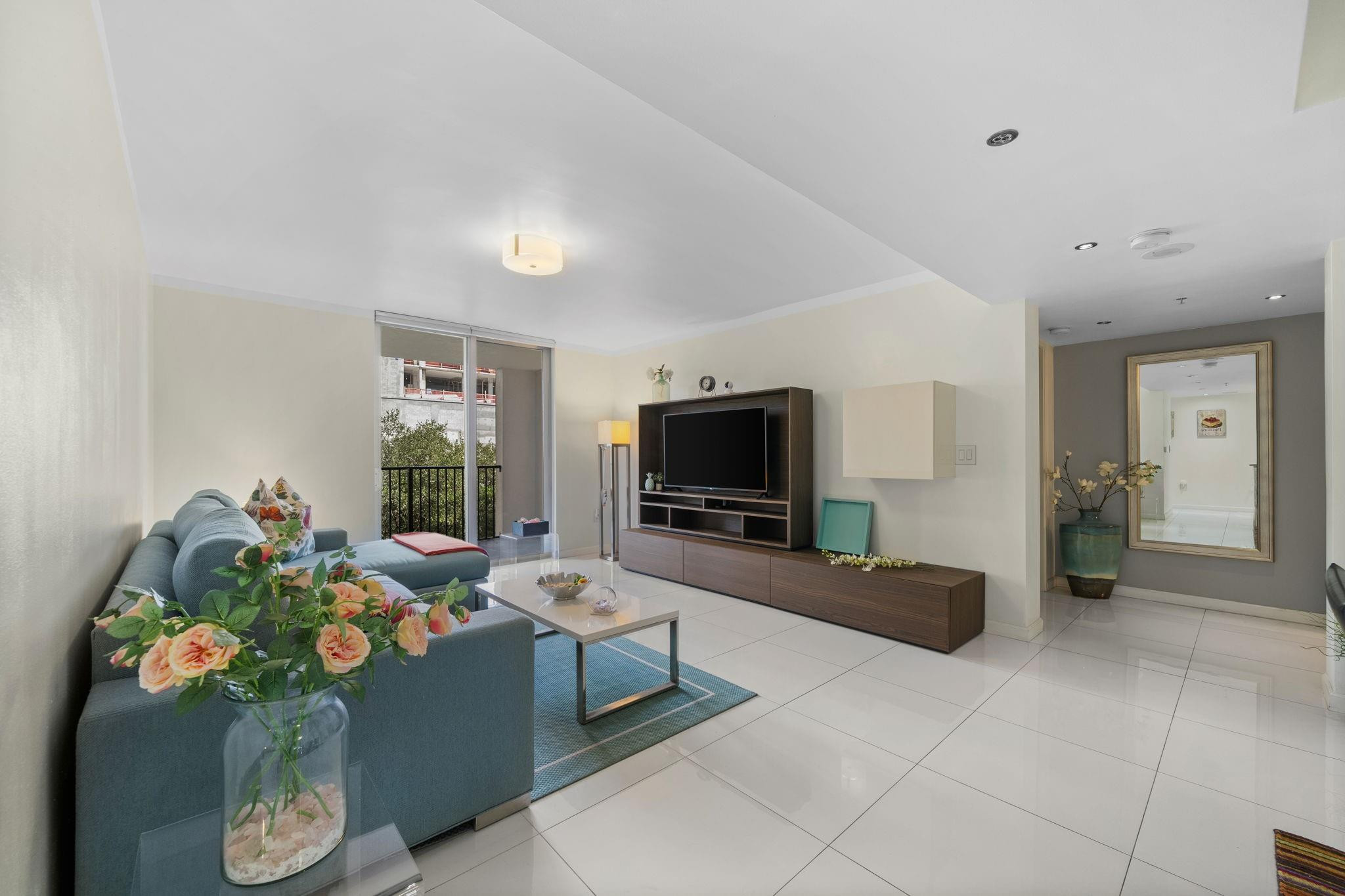 520 SE 5th Avenue 2406 — photo