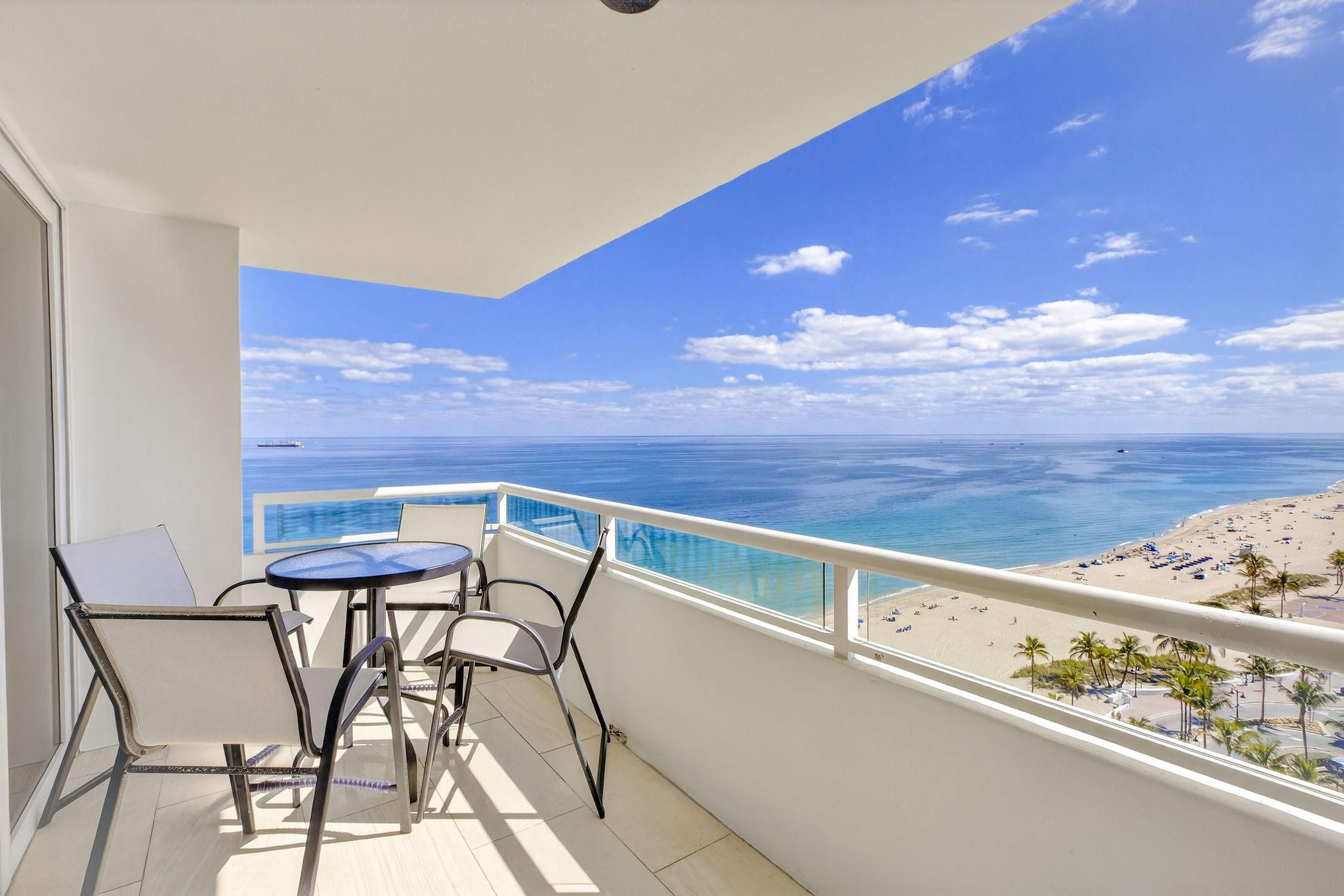 545 S Fort Lauderdale Beach Boulevard 1702 — photo
