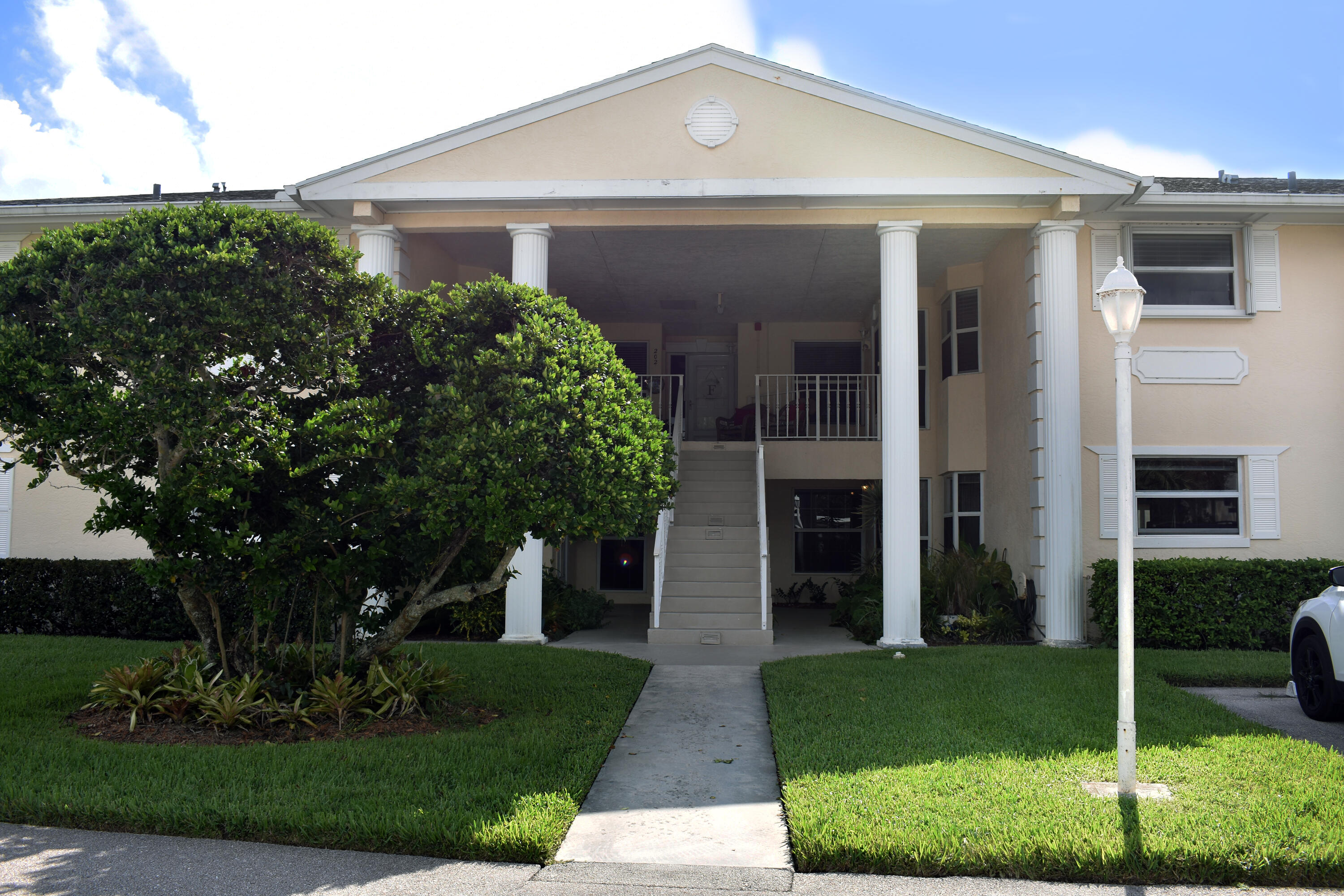 500 Grove Isle Circle 103 — photo