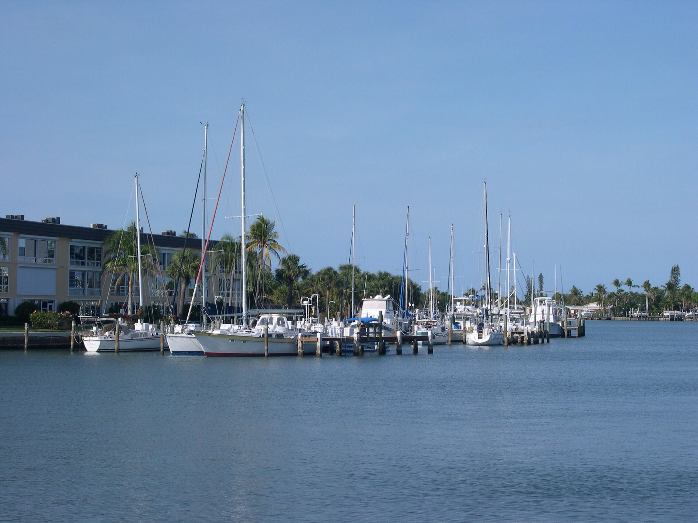 1351 Bayshore Drive 307 — photo