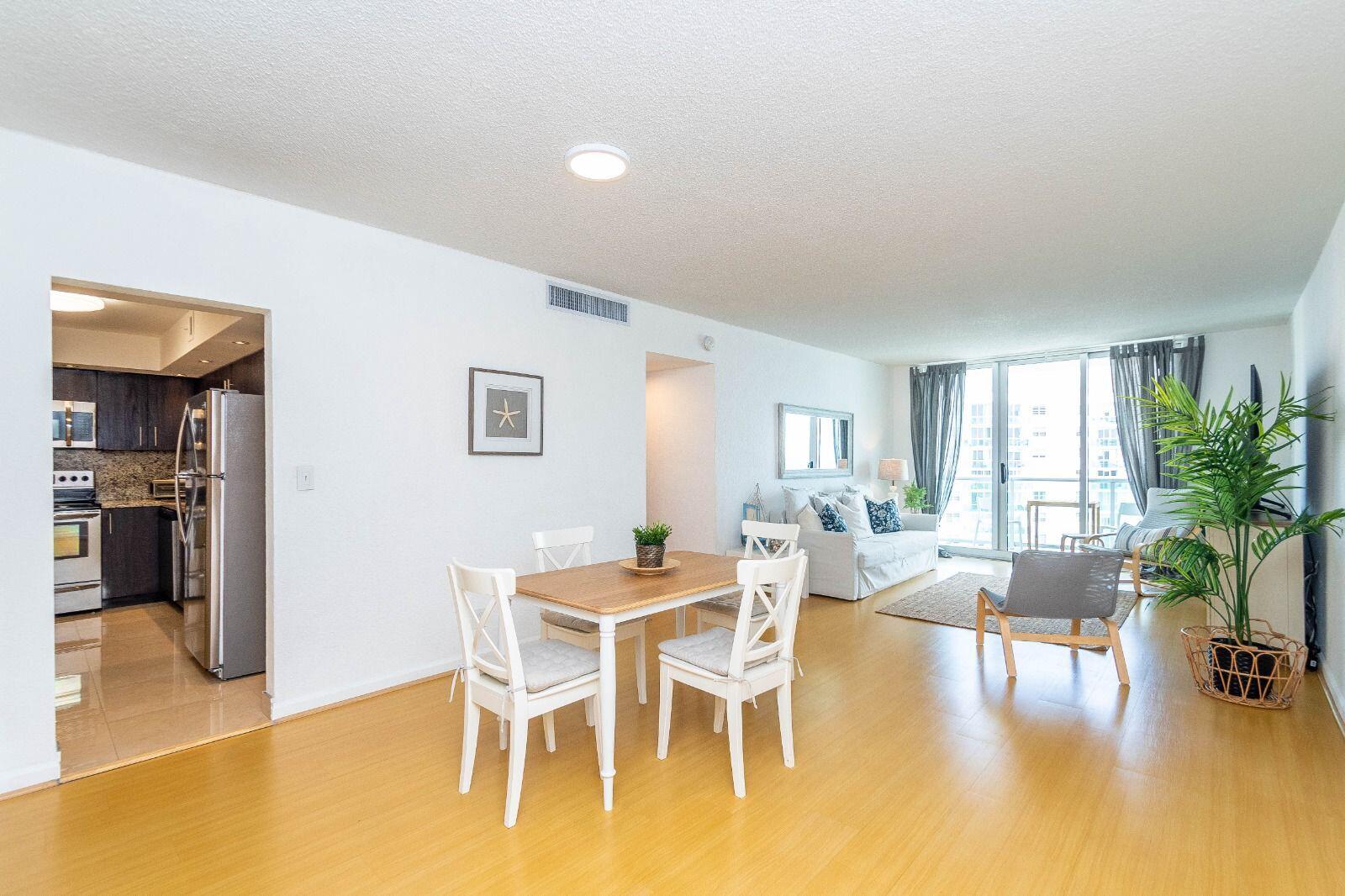 3901 S Ocean Drive 14C — photo
