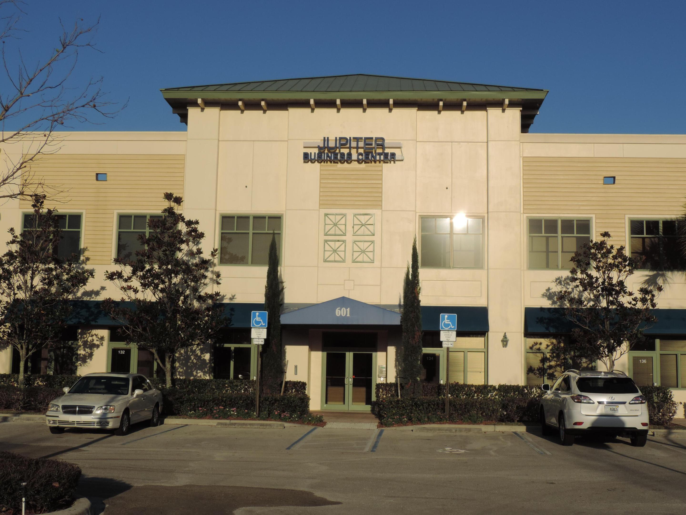 601 Heritage Drive — photo