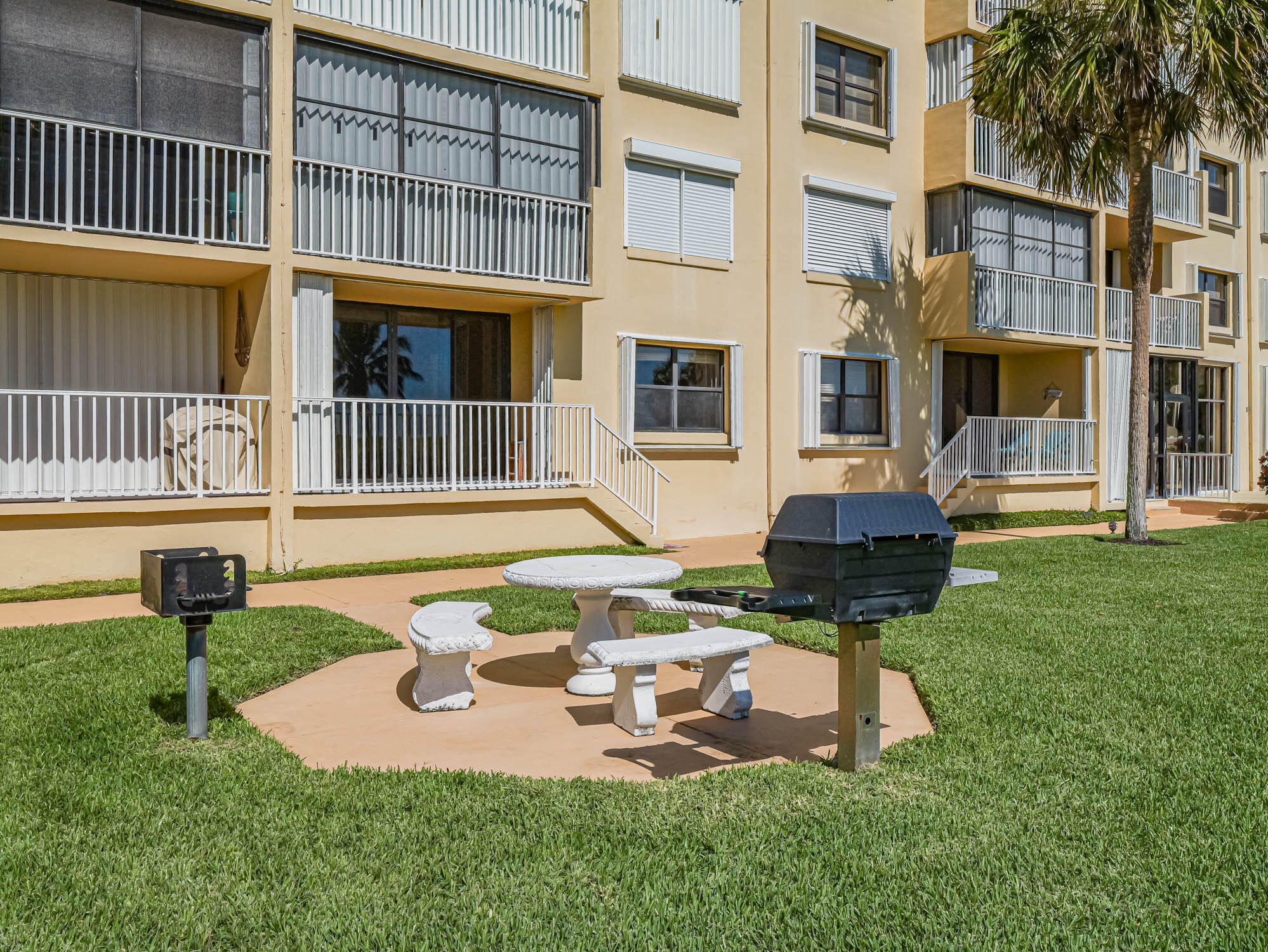 3200 N Highway A1a 104 — photo