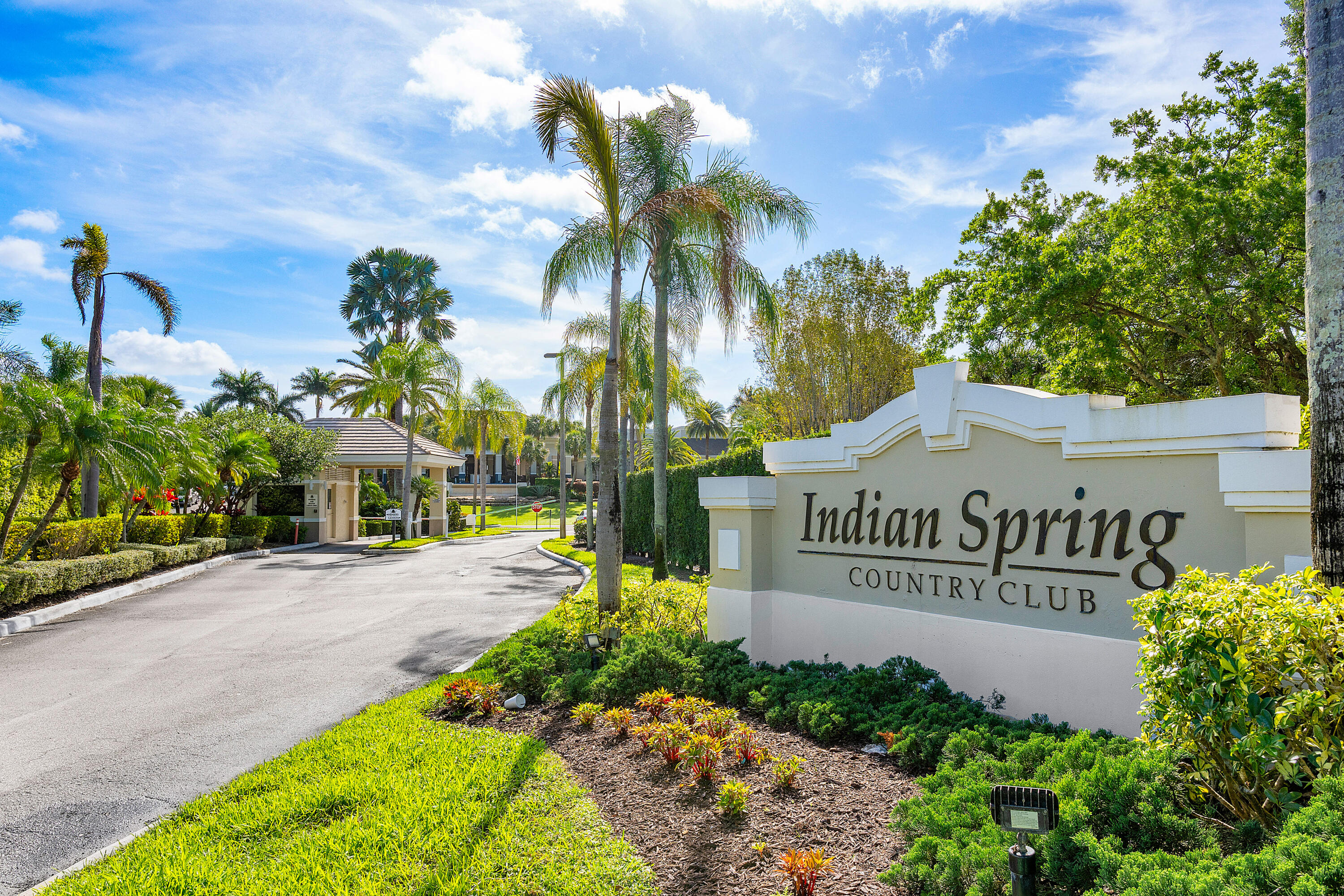 11255 Green Lake Drive 203 — photo