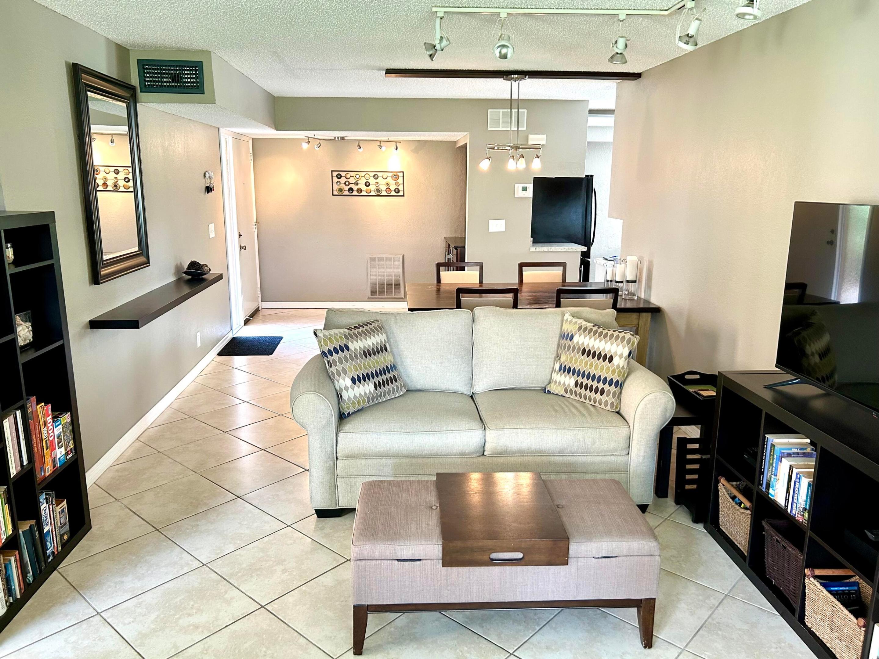 11231 Green Lake Drive 104 — photo