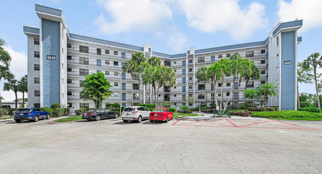 4640 Lucerne Lakes Boulevard 206 — photo