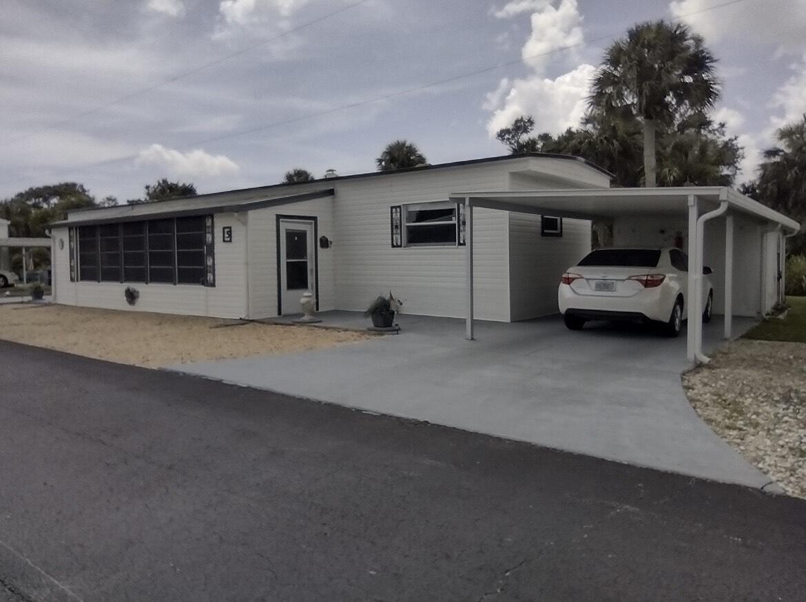 13827 S Indian River Drive 5 — photo