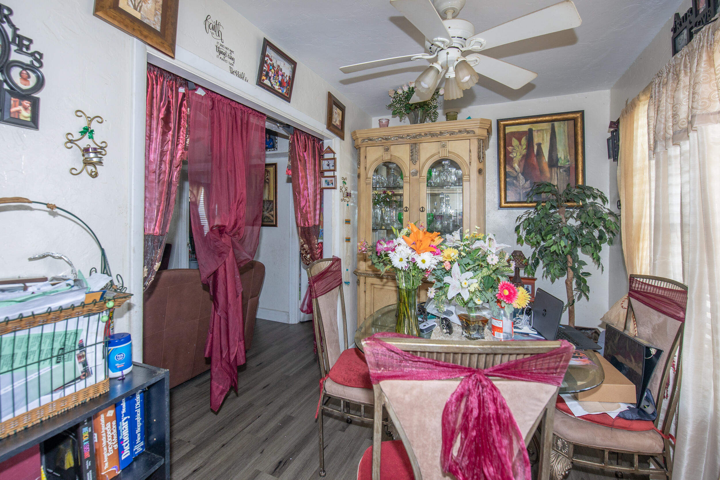 928 S Dixie Highway — photo