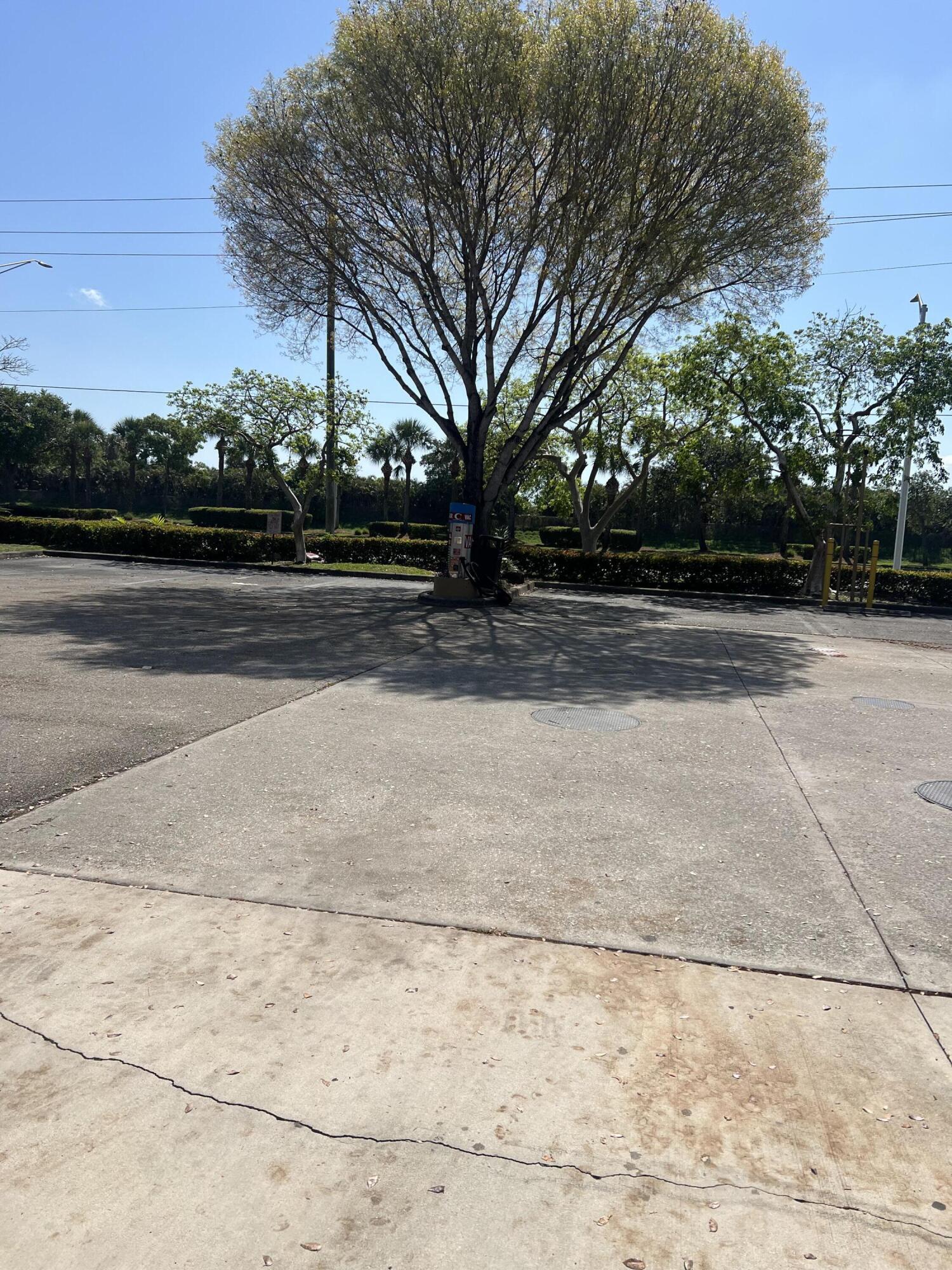 1009 N State 7 Road — photo