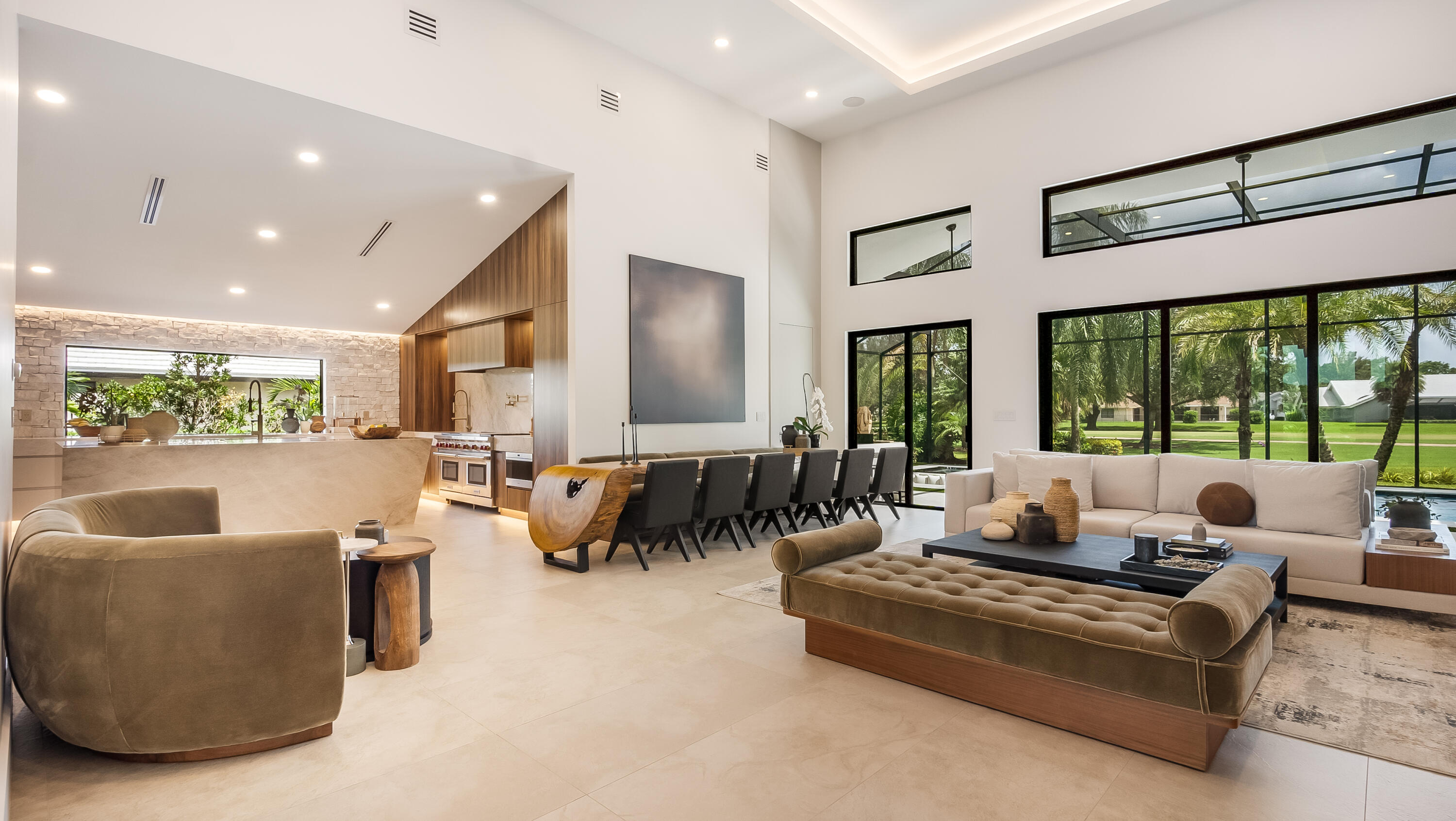 10290 Silver Lake Drive — photo