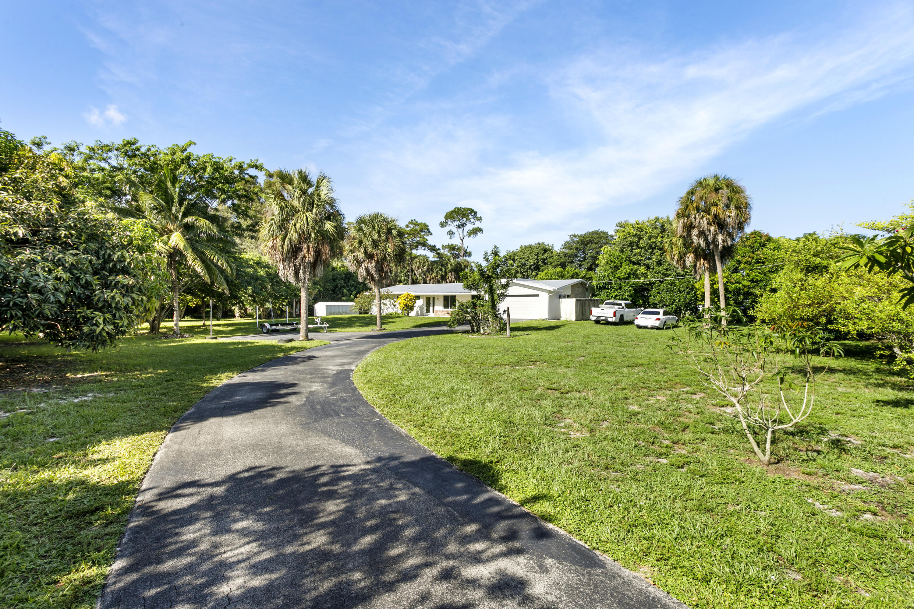 5200 Club Road — photo