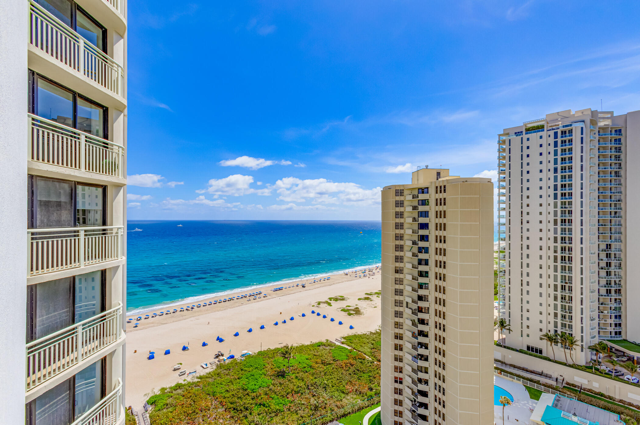 3000 N Ocean Drive 22 G — photo