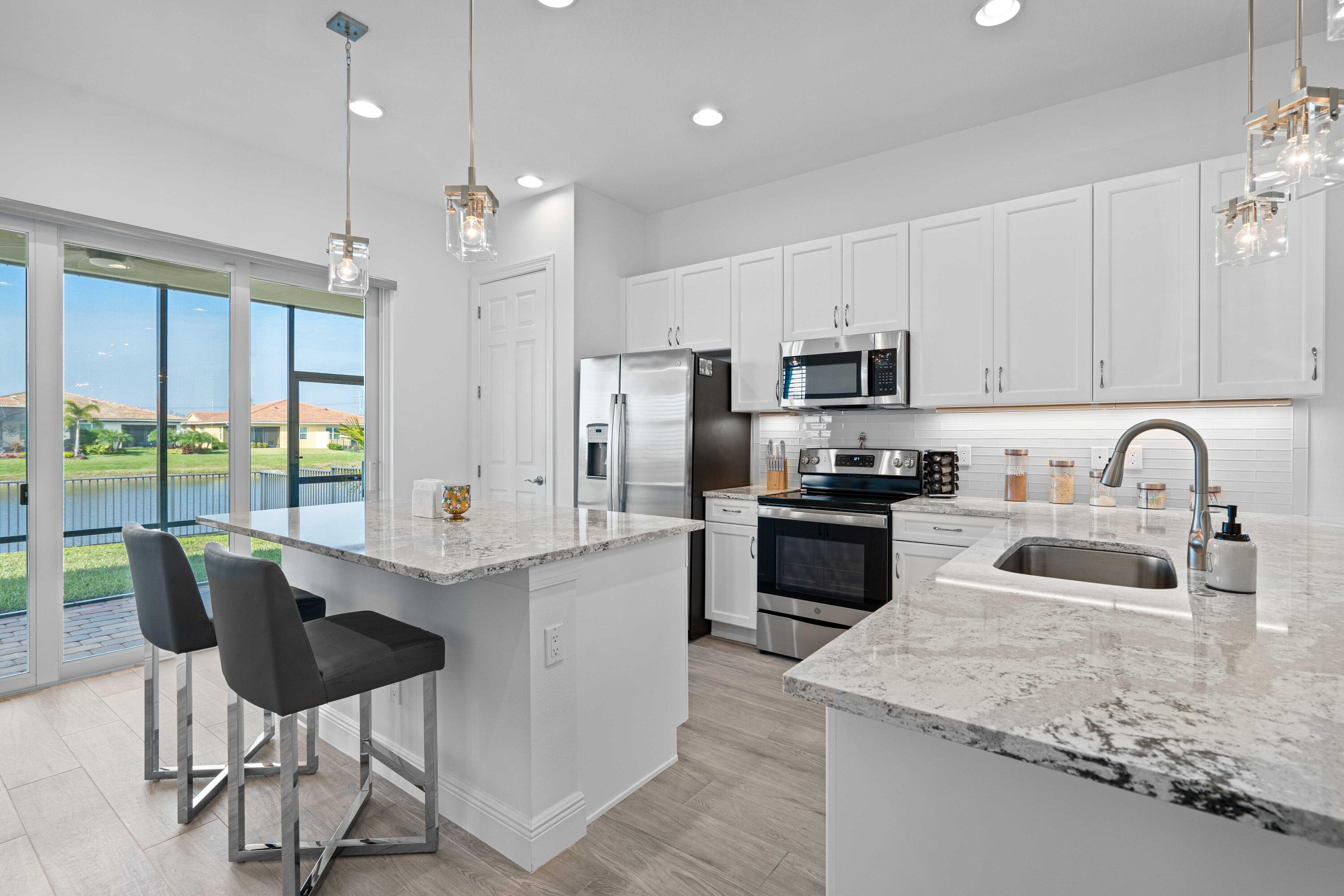 25074 SW Alberti Way — photo