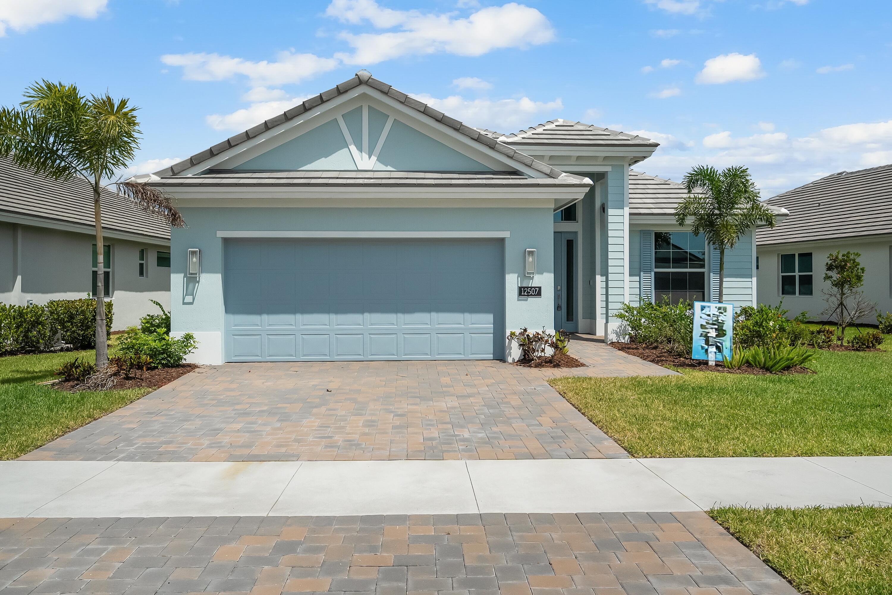 12507 SW Sunrise Lake Terrace — photo