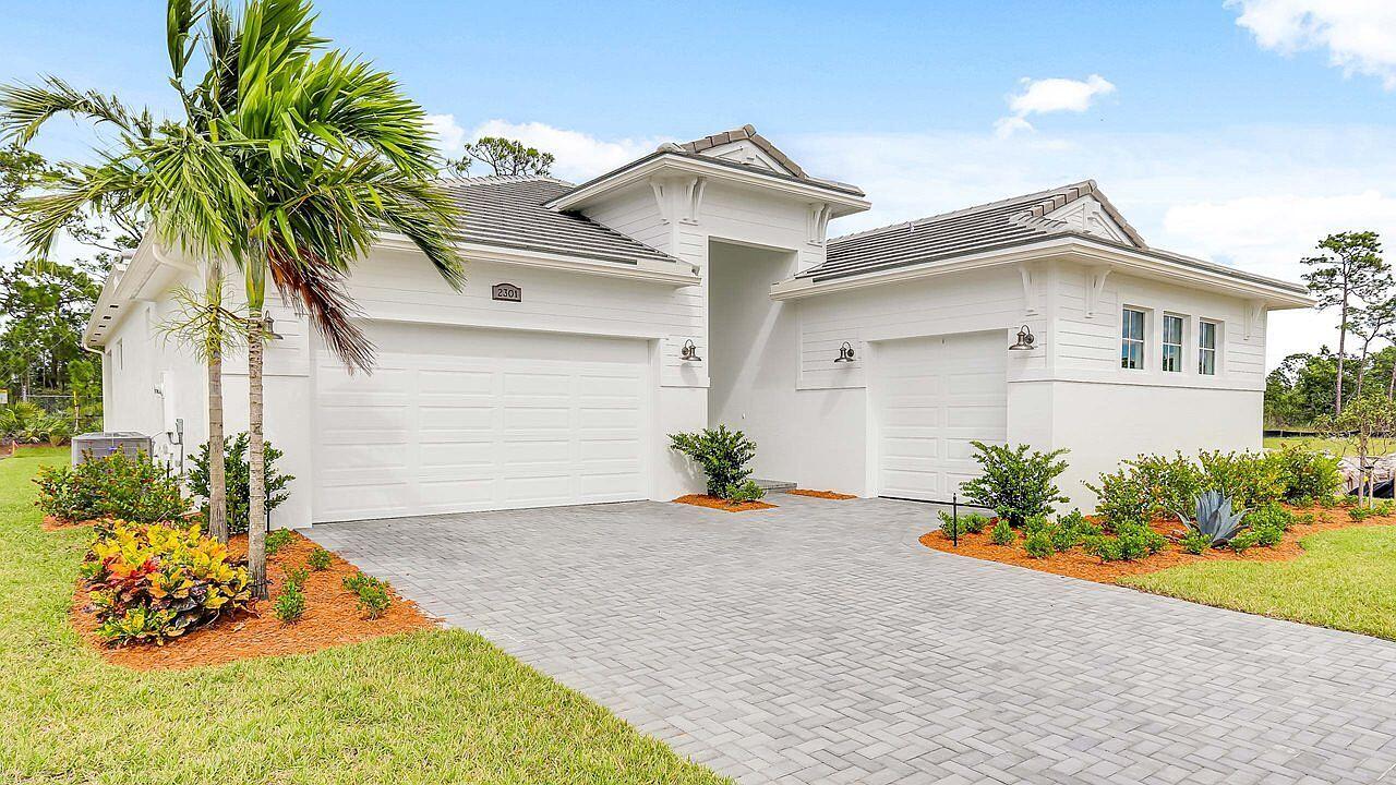2301 SE Canopy Cove Lane — photo