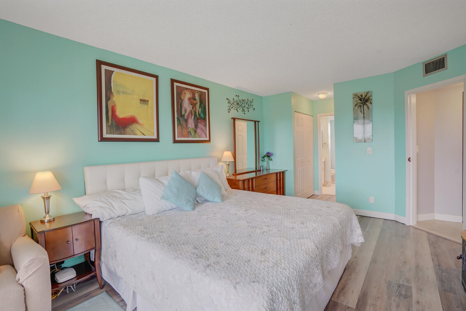 3959 Via Poinciana 503 — photo